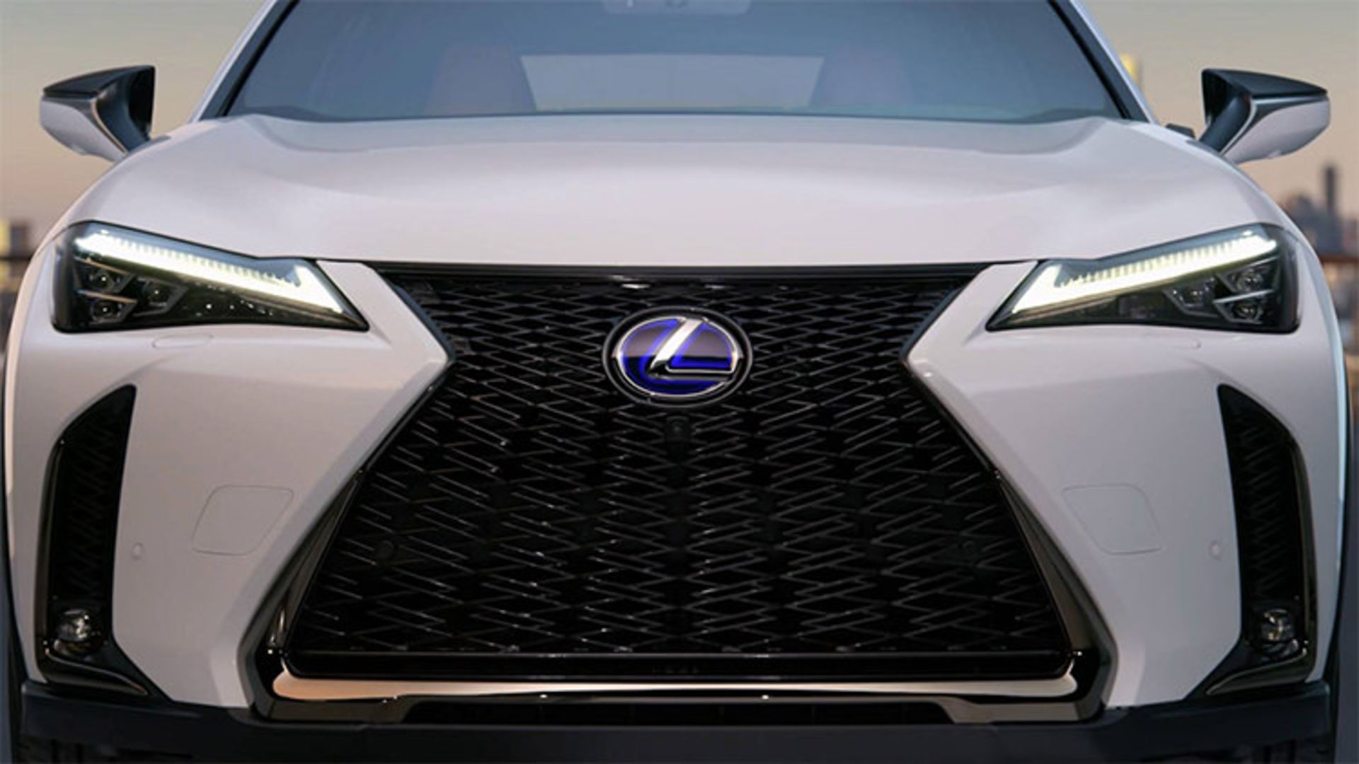 Lexus UX / لکسوس UX