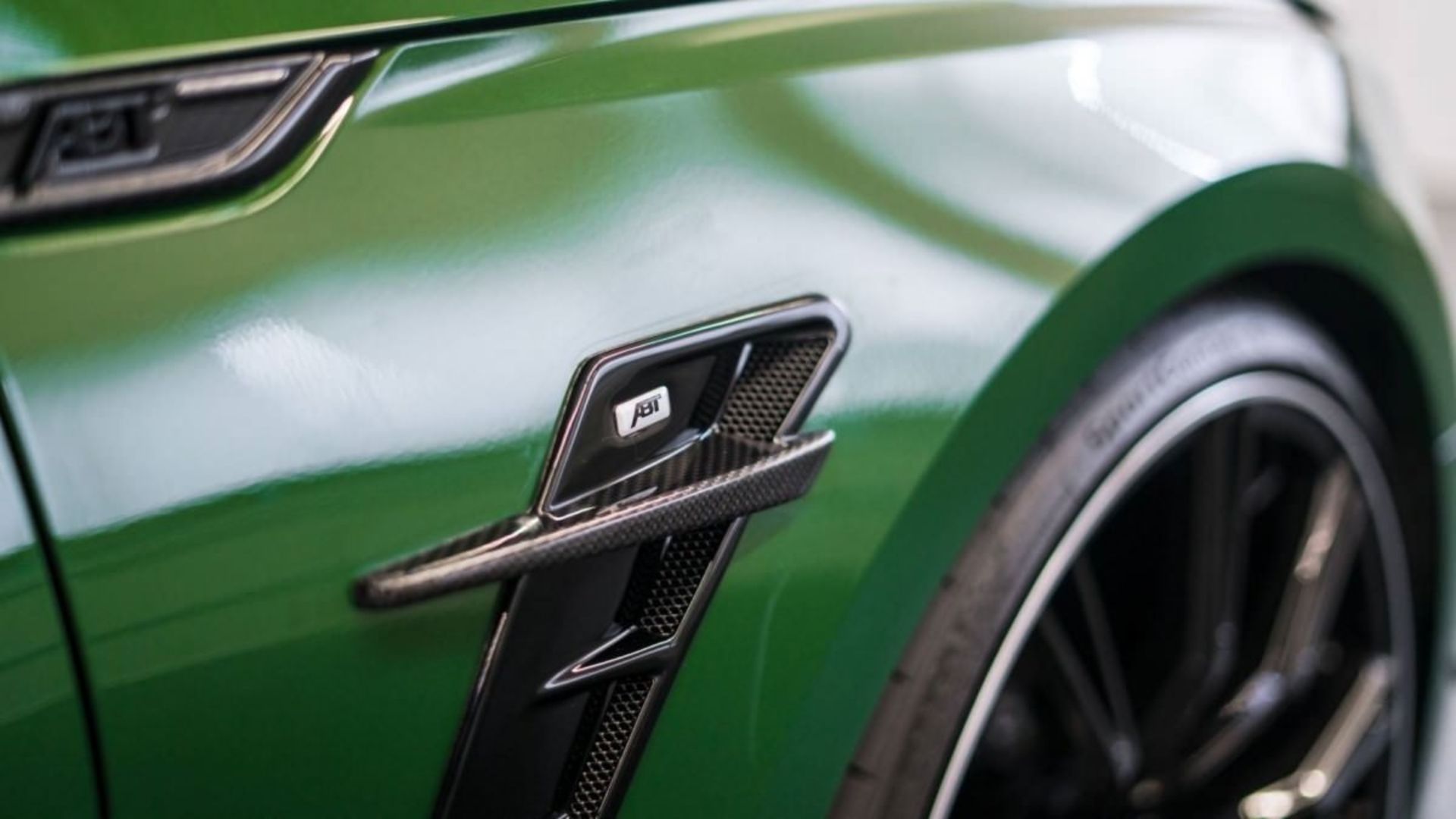 آئودی RS5-R