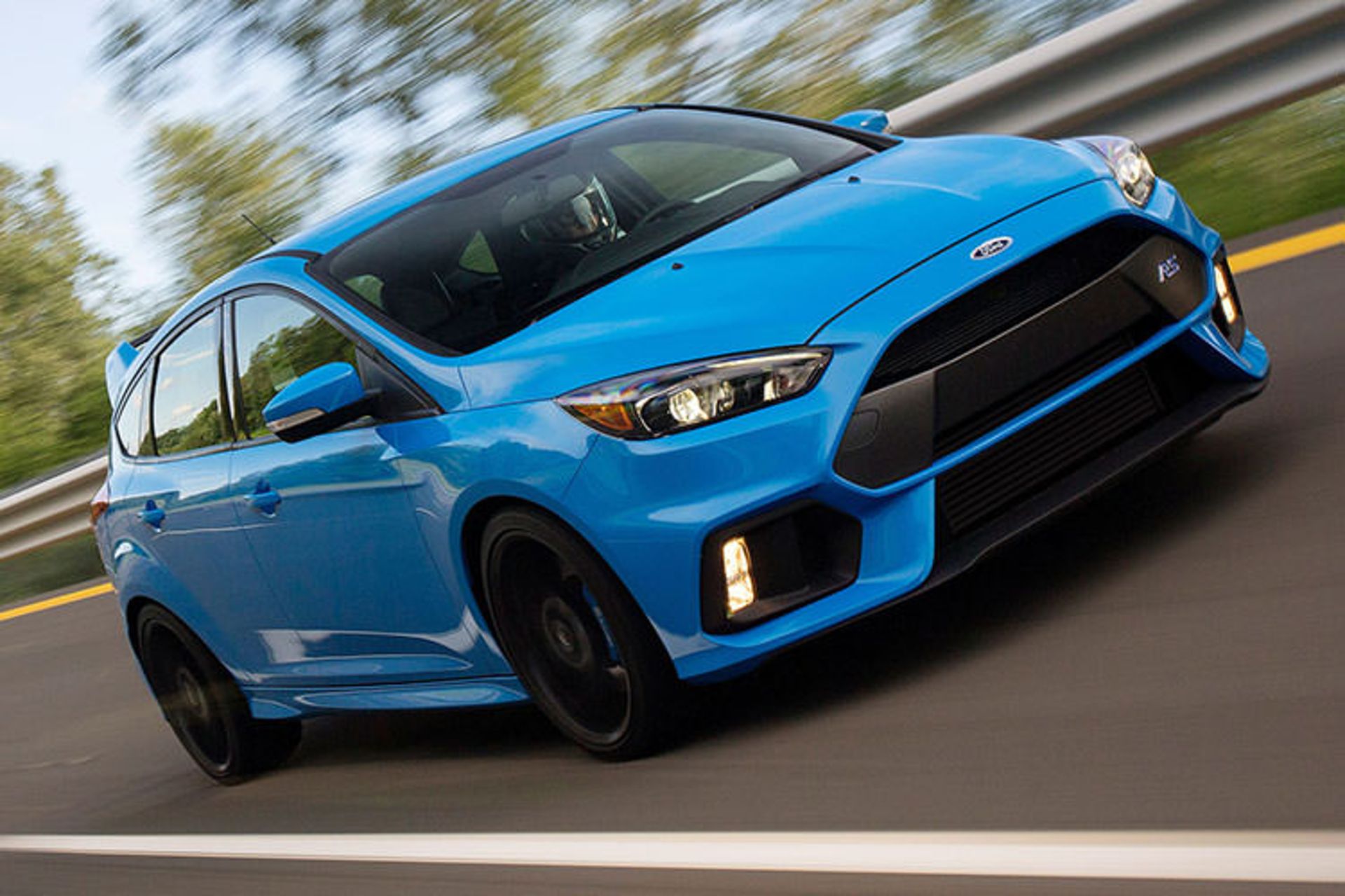 ford focus RS / هاچ‌بک فورد فوکوس RS