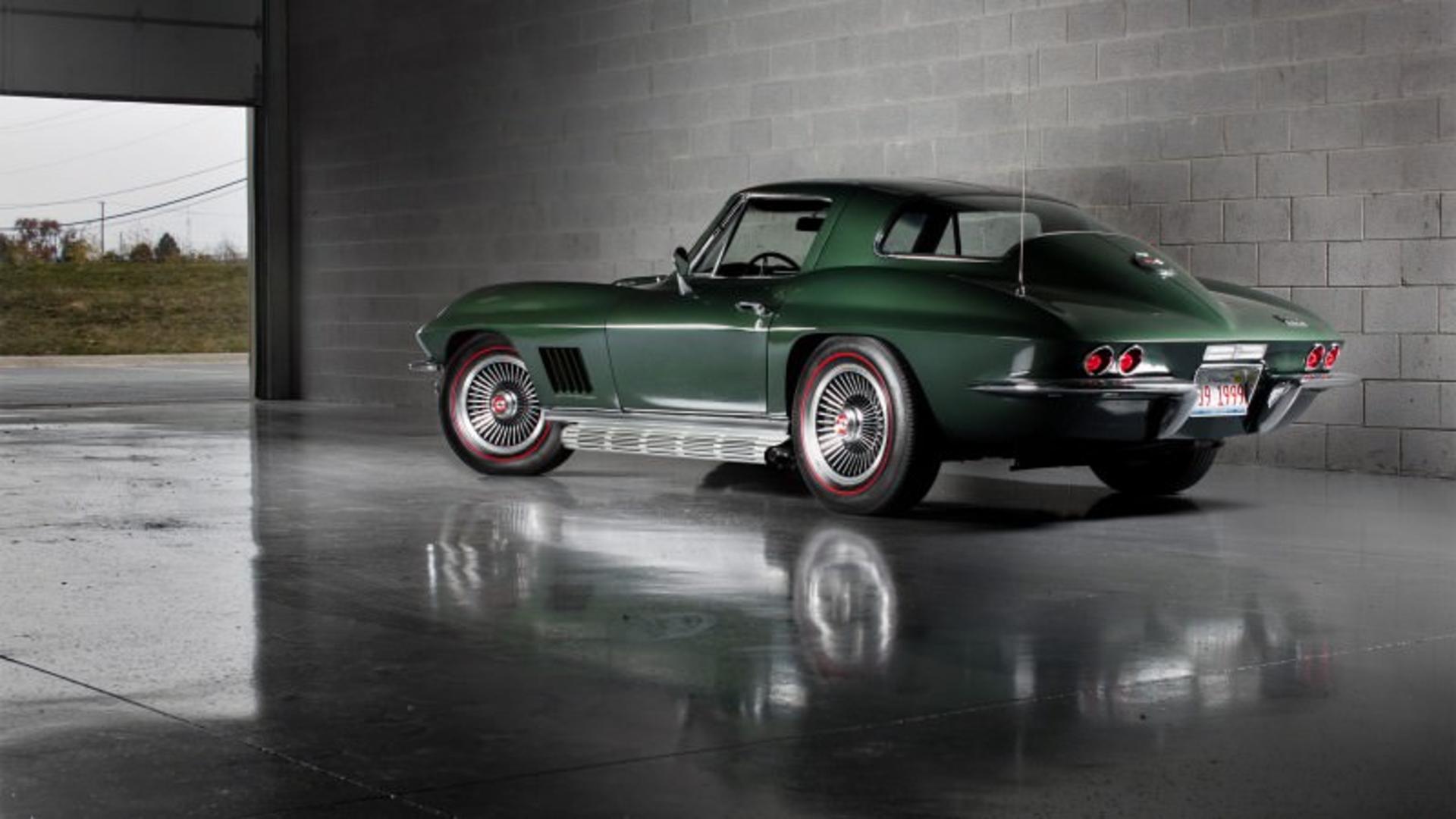 Chevrolet Corvette / شورولت کوروت