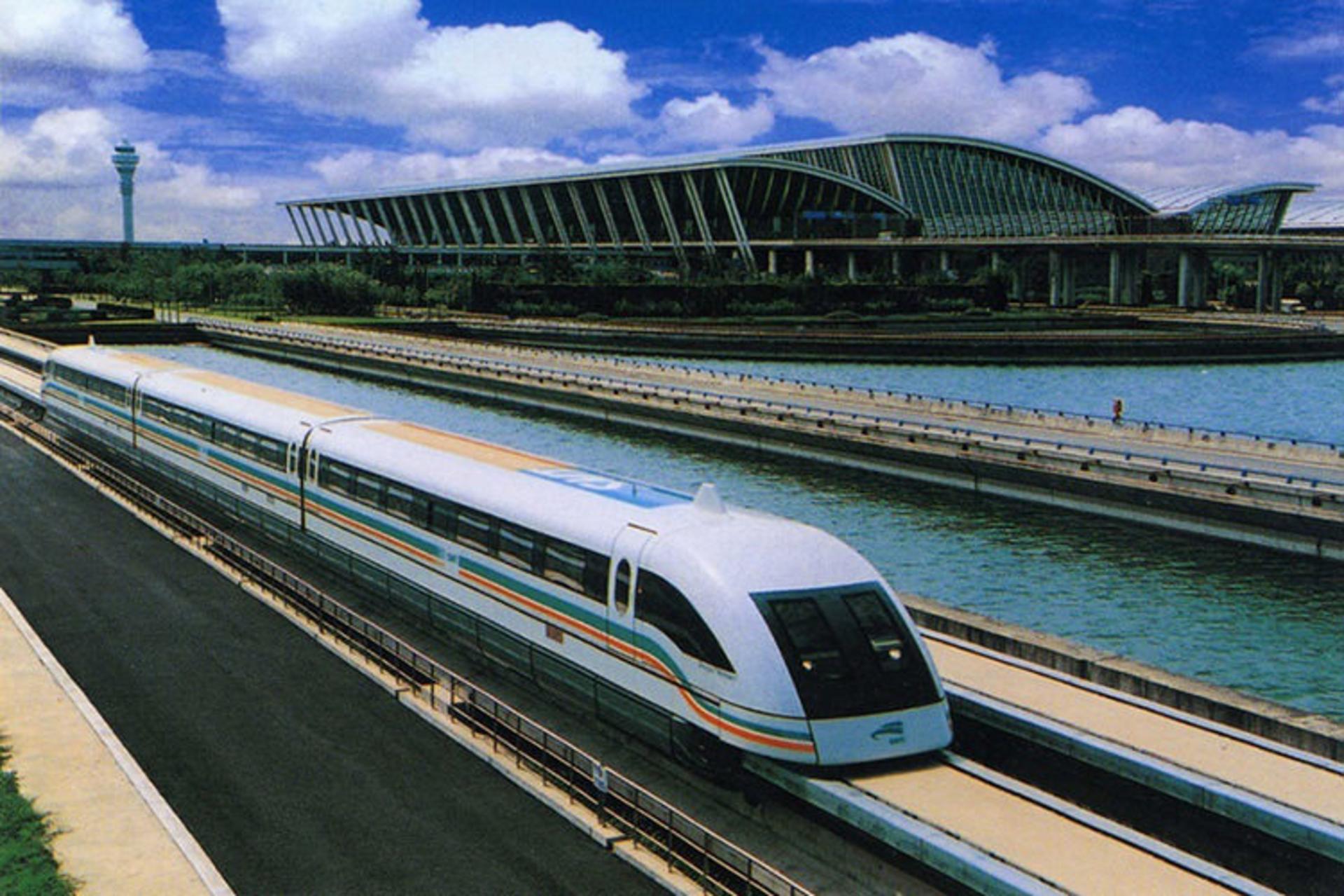 قطار مگلو شانگهای