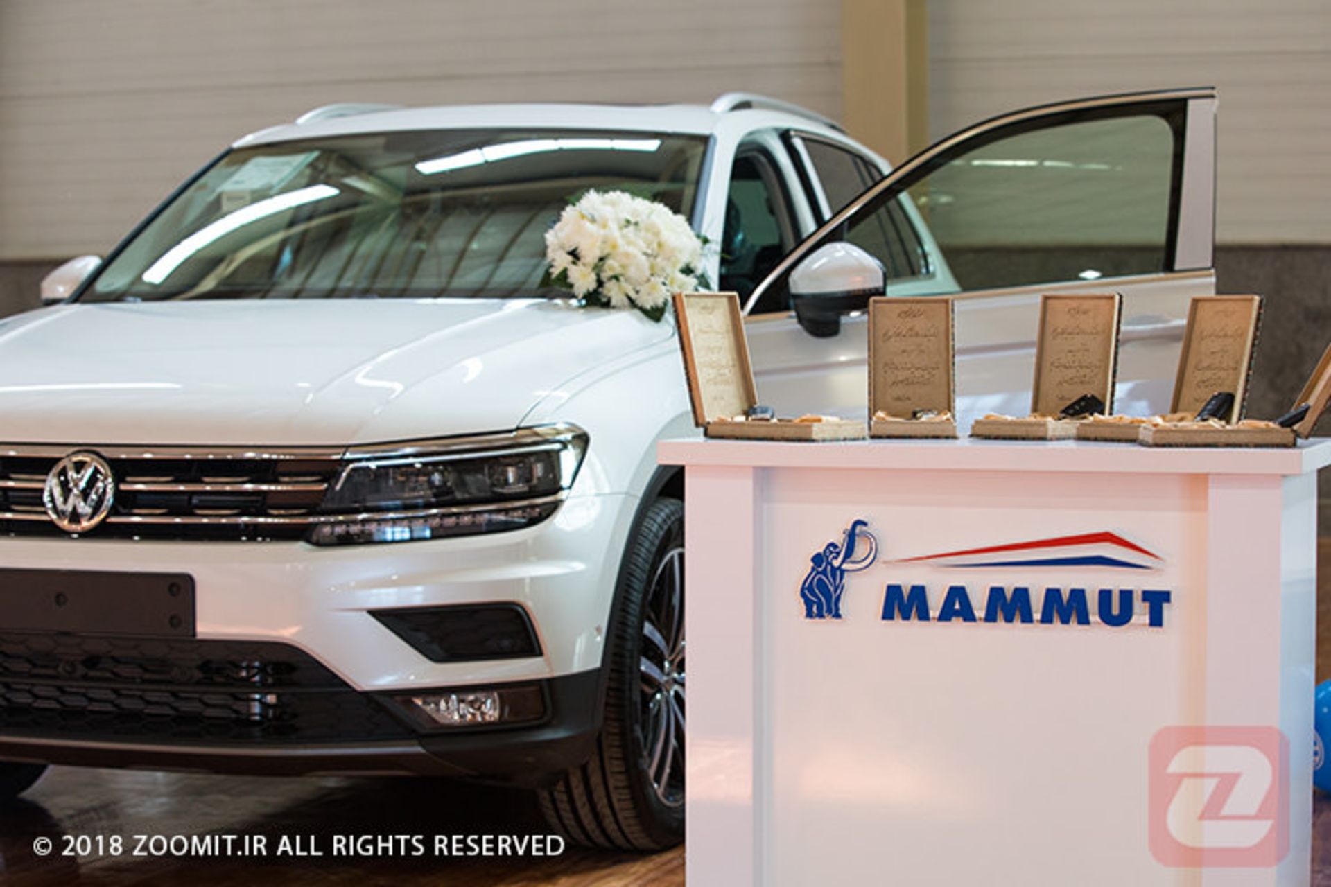 مراسم تحویل خودرو ماموت خودرو