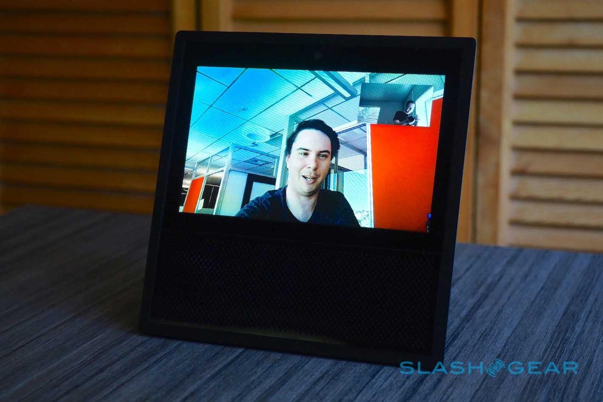 Facebook smart Speaker