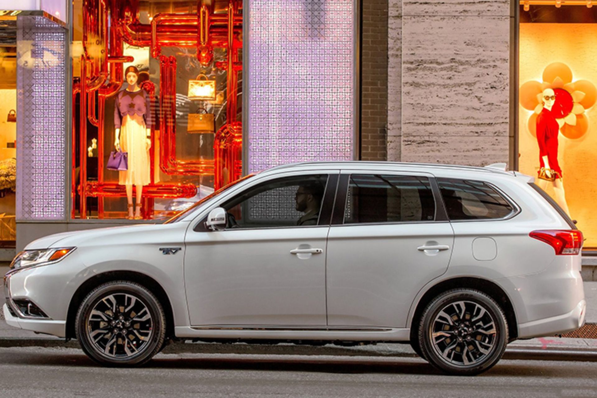 Mitsubishi Outlander PHEV