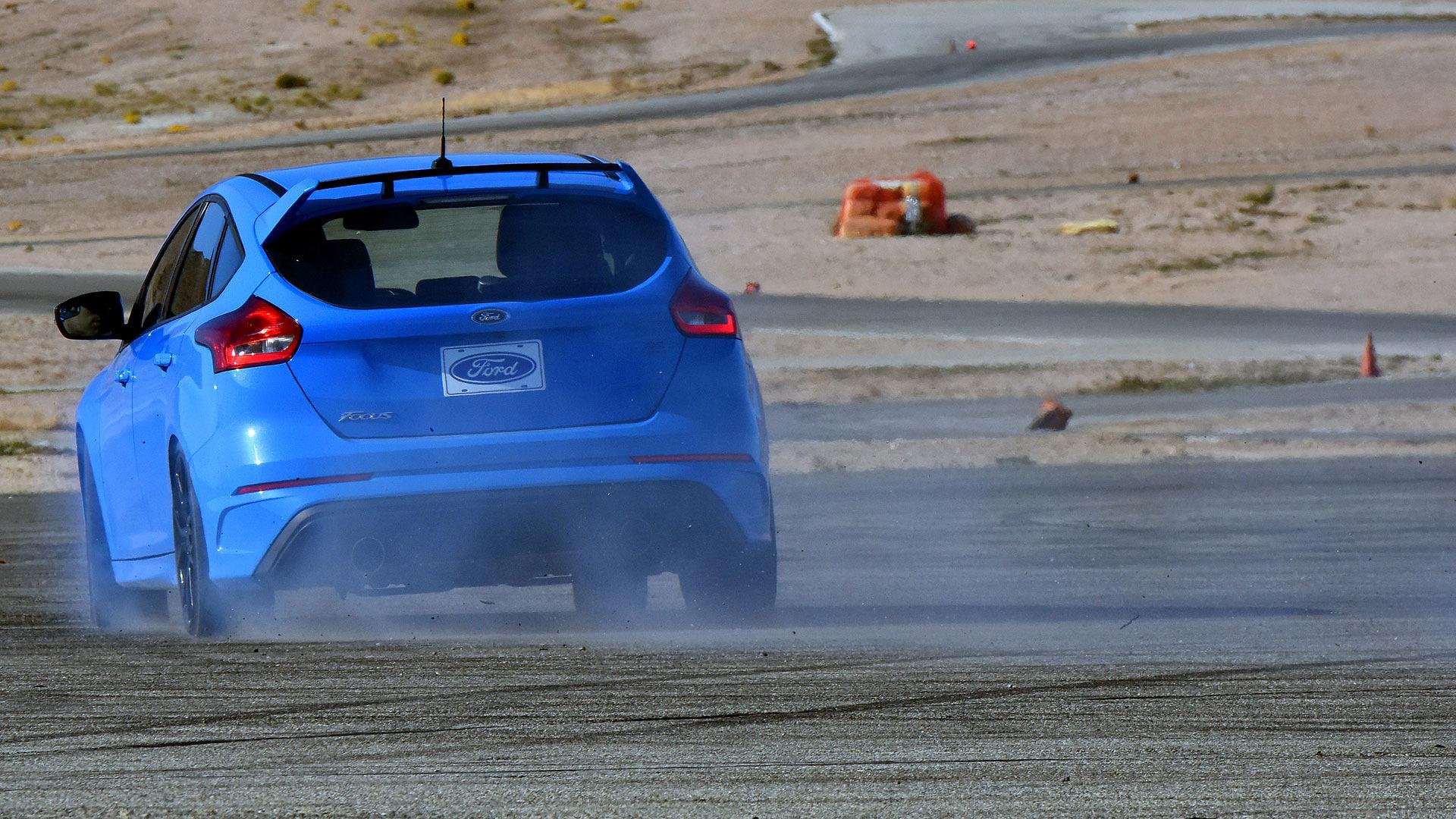 ford focus RS / هاچ‌بک فورد فوکوس RS