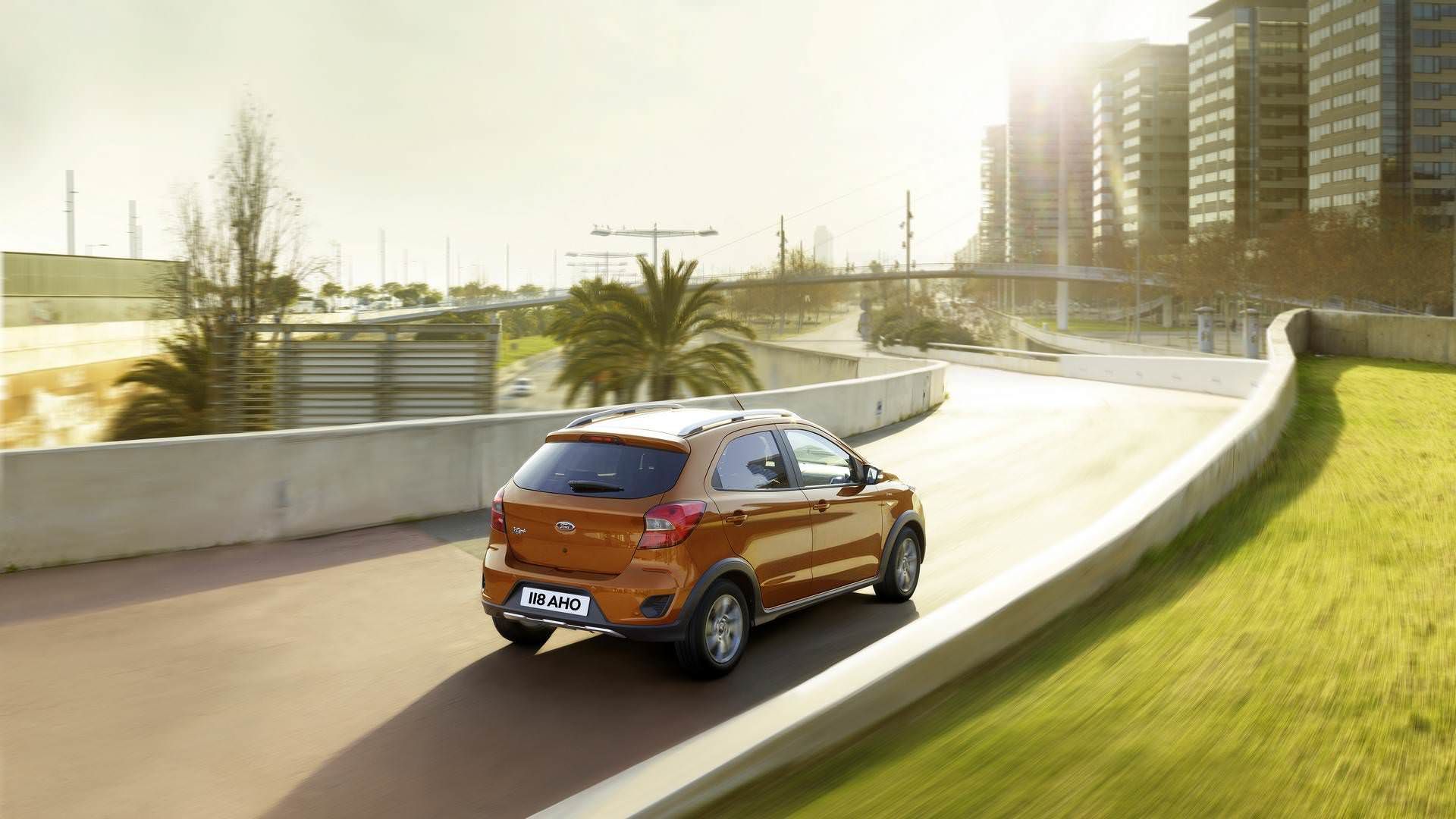 ford Ka+ cuv / فورد کا پلاس کراس‌اور