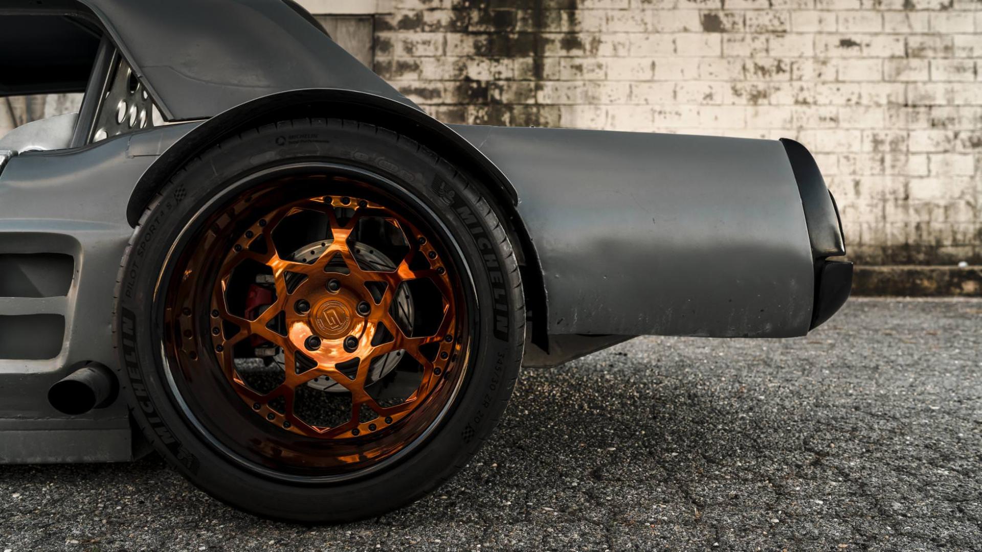 Ford Mustang / فورد موستانگ