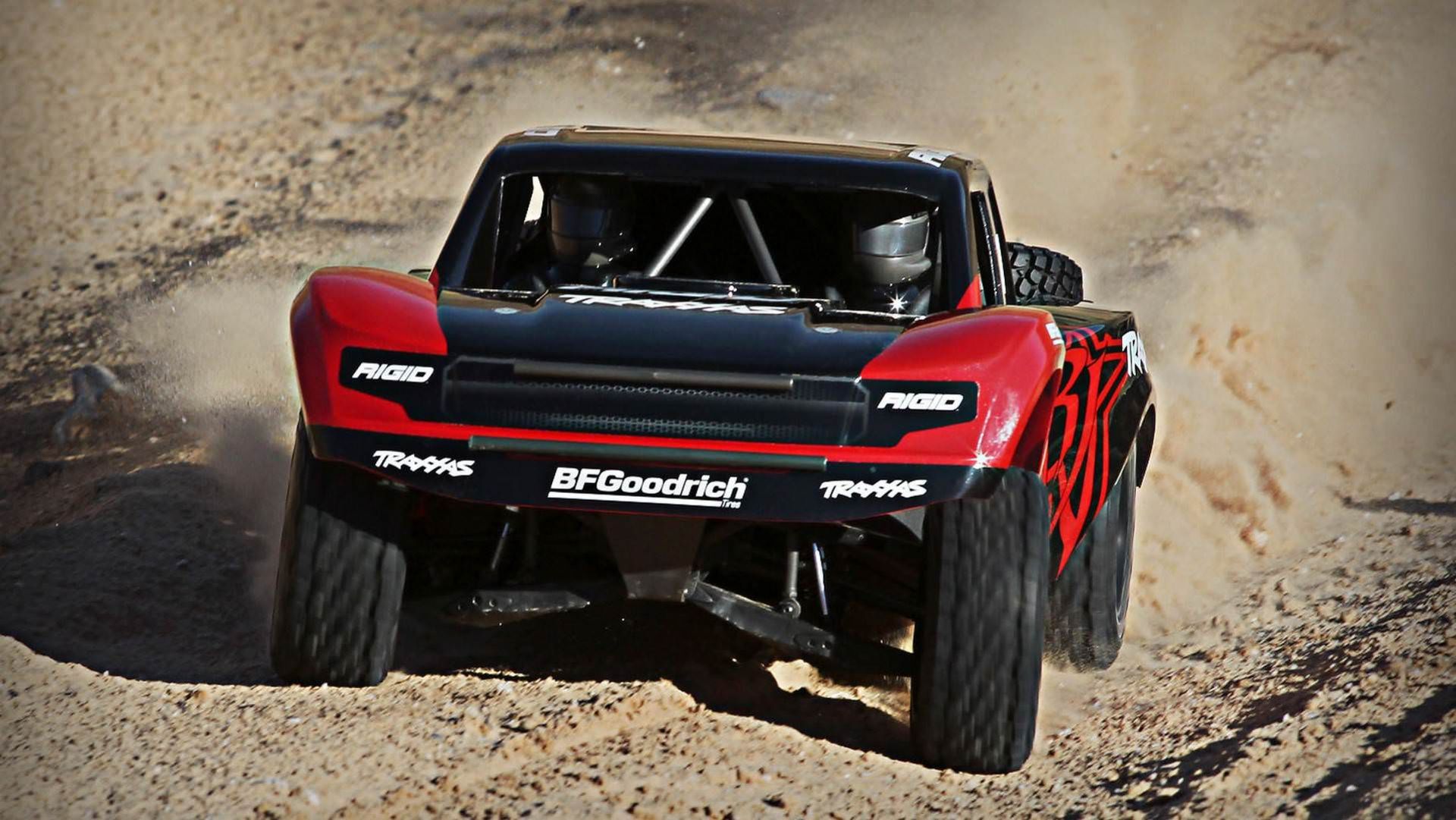 Unlimited Desert Racer Traxxas / خودروی مسابقه‌ای ترکسس