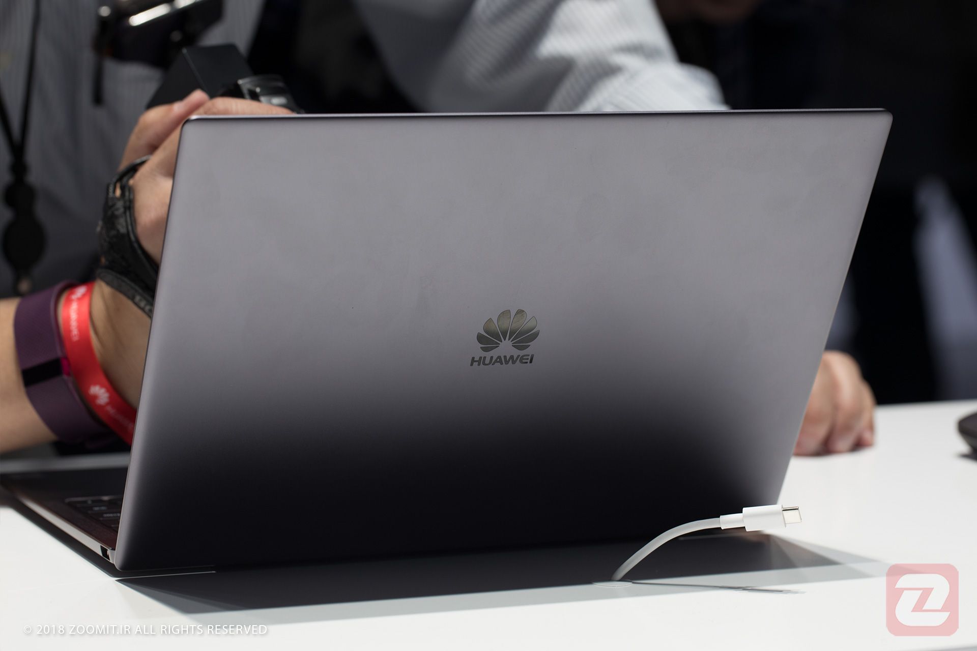 هواوی میت بوک ایکس پرو / Huawei matebook x Pro