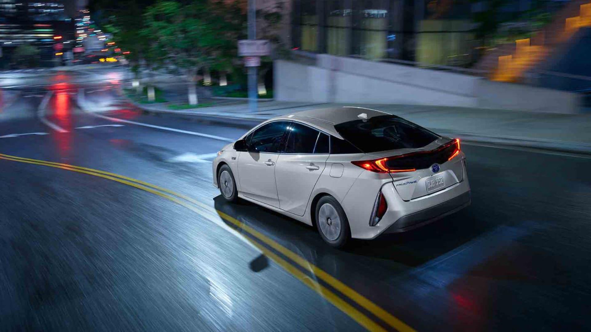 Toyota Prius Prime / تویوتا پریوس پرایم