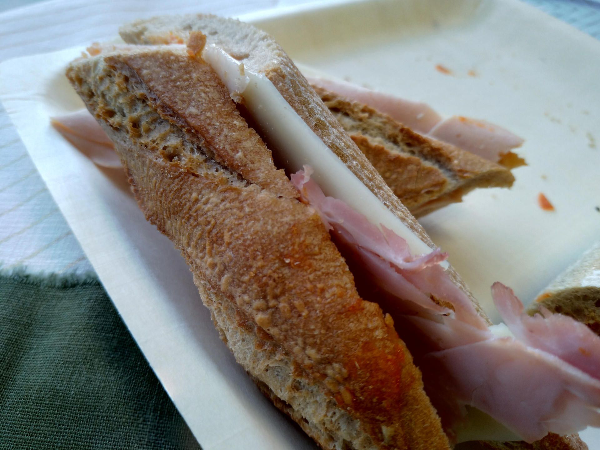 نمونه عکس دوربین ذن فون ۵ ایسوس