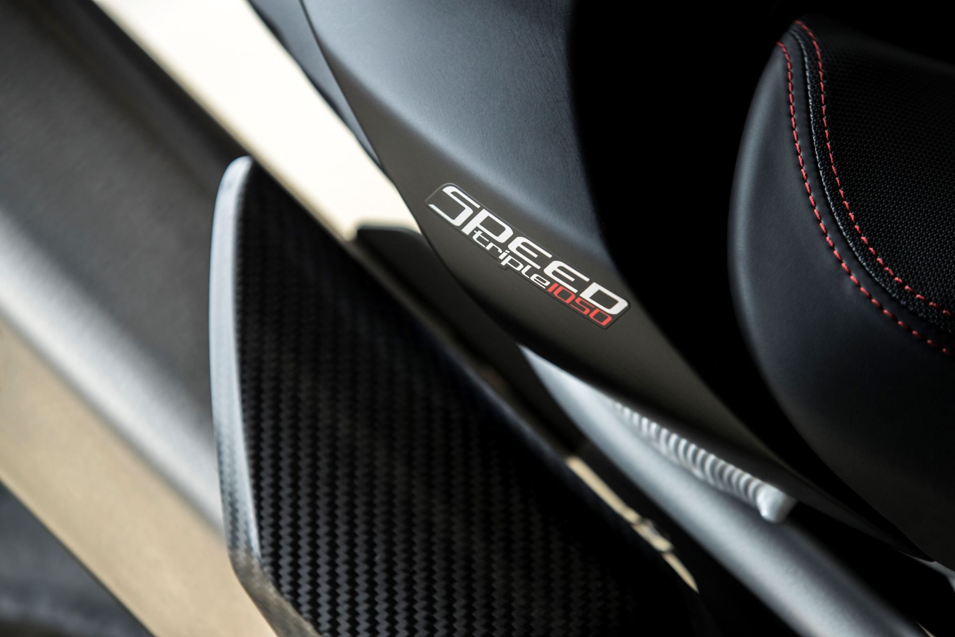 تریومف اسپید تریپل 2018 / Triumph Speed Triple S & RS