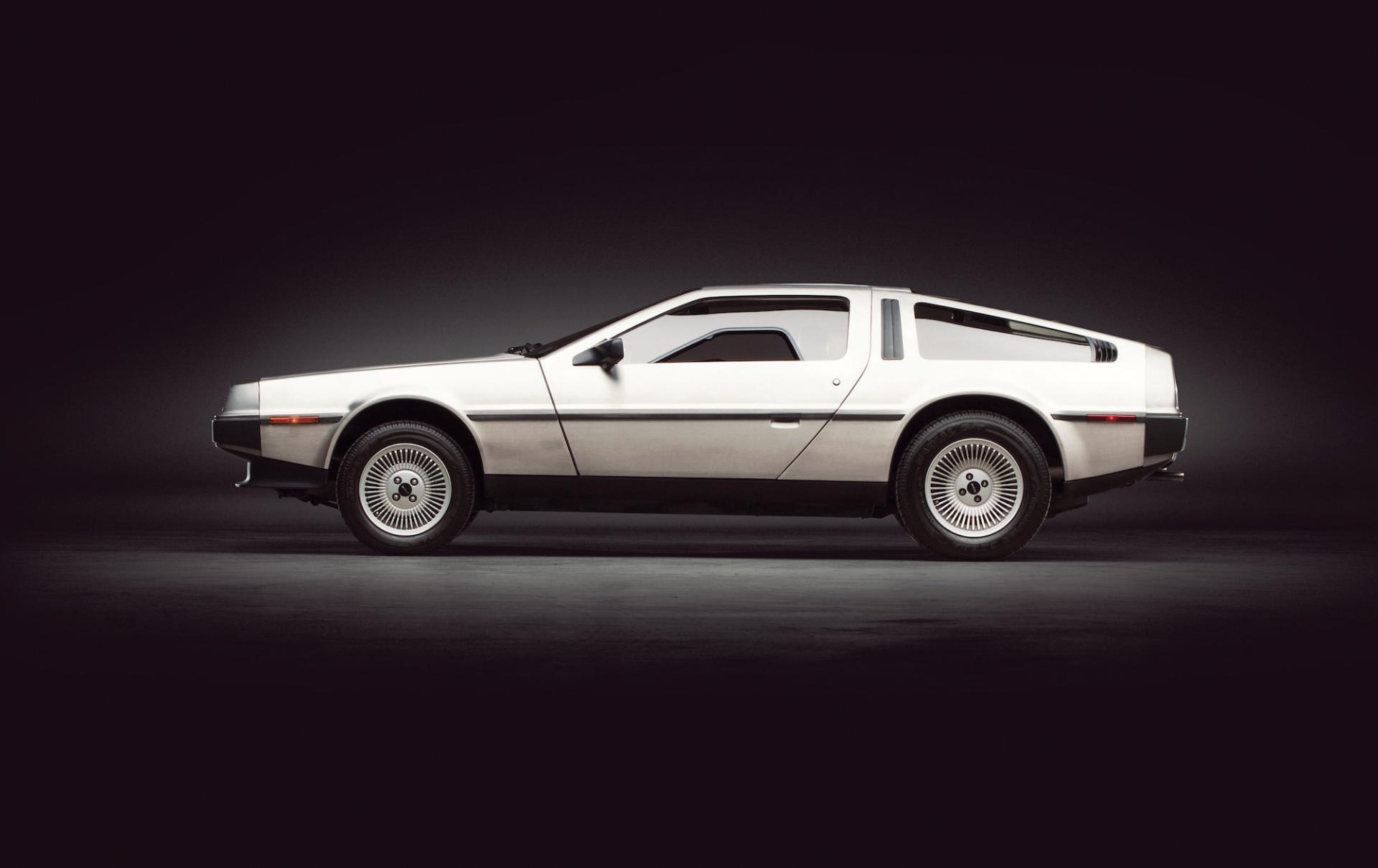 DeLorean DMC-12 / دلورین
