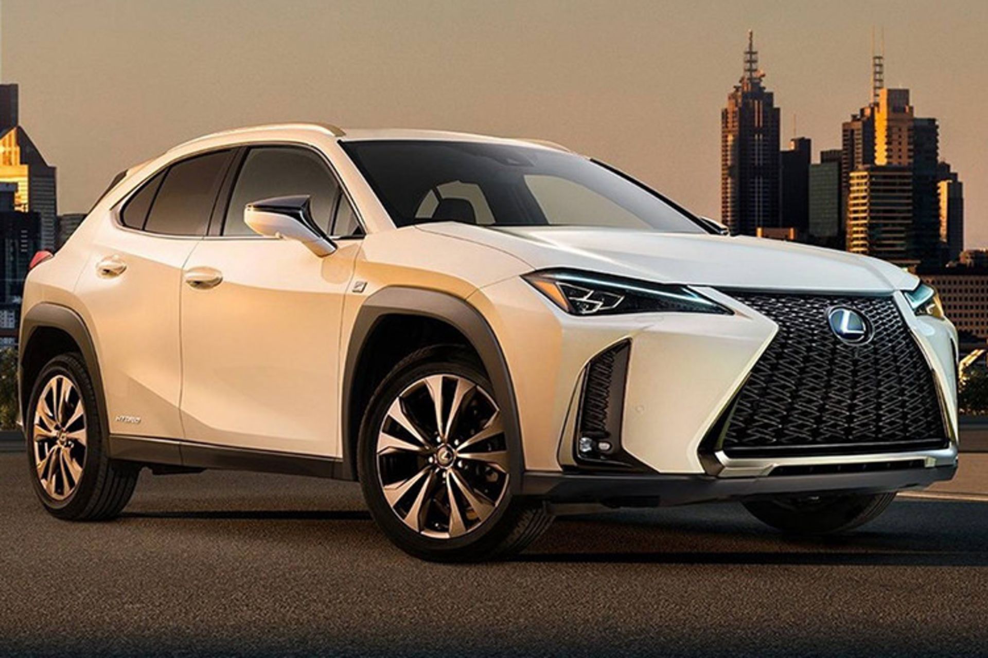 Lexus UX / لکسوس UX