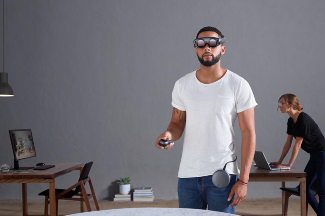 هدست واقعیت افزوده مجیک لیپ
