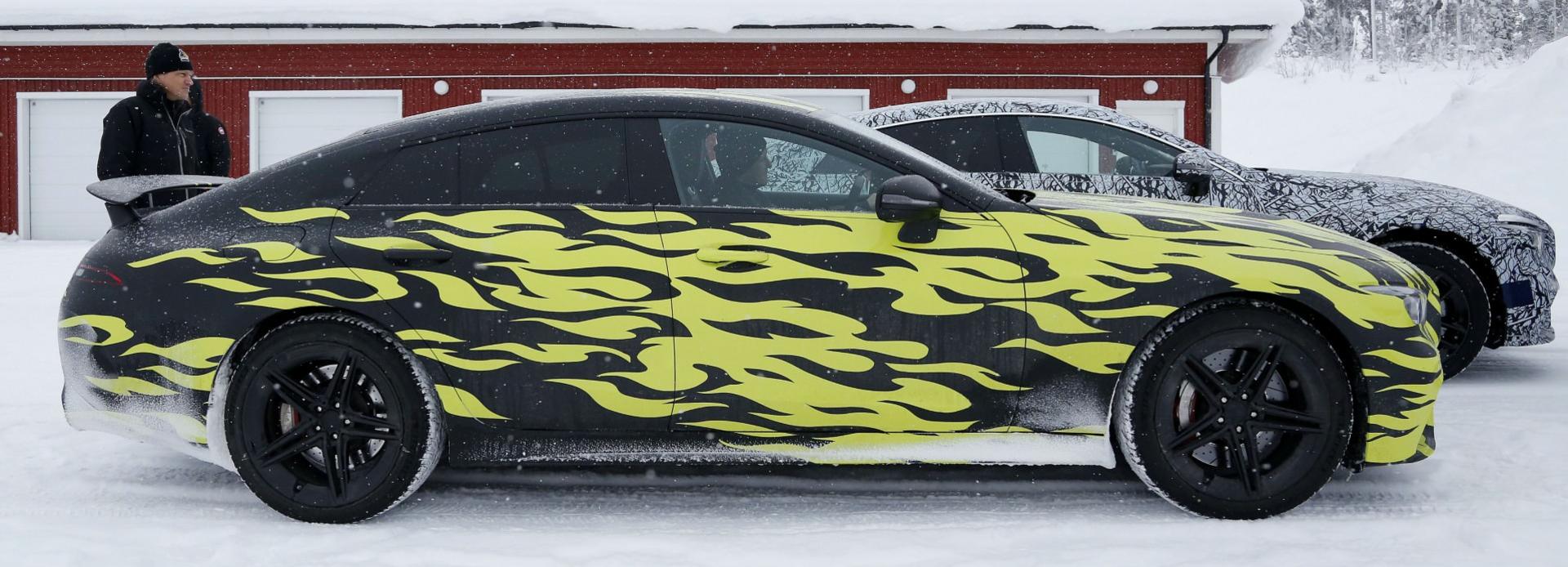 مرسدس AMG GT4