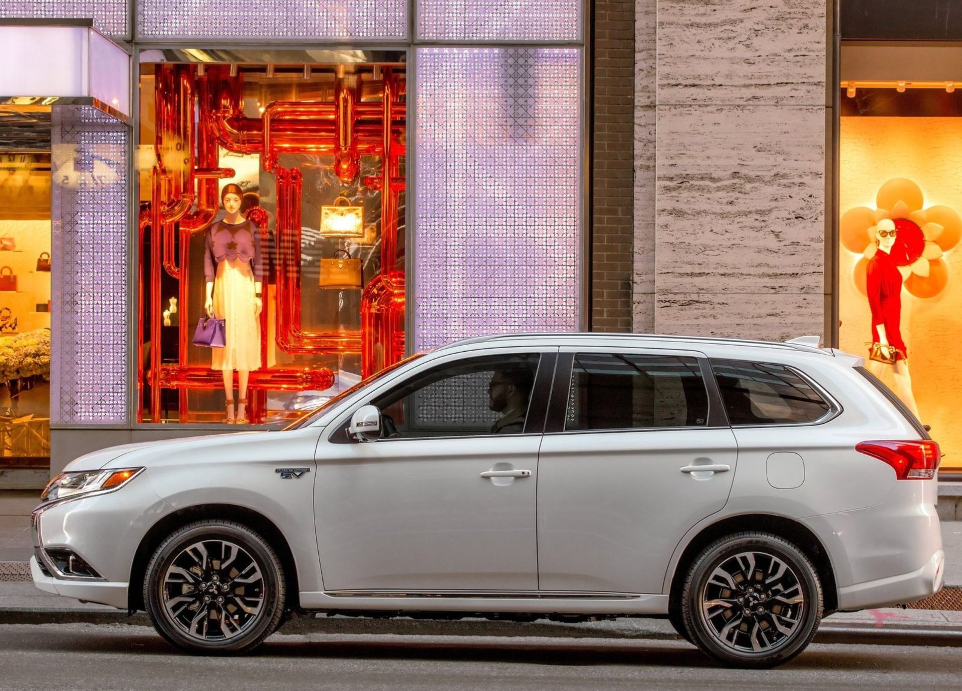 Mitsubishi Outlander PHEV