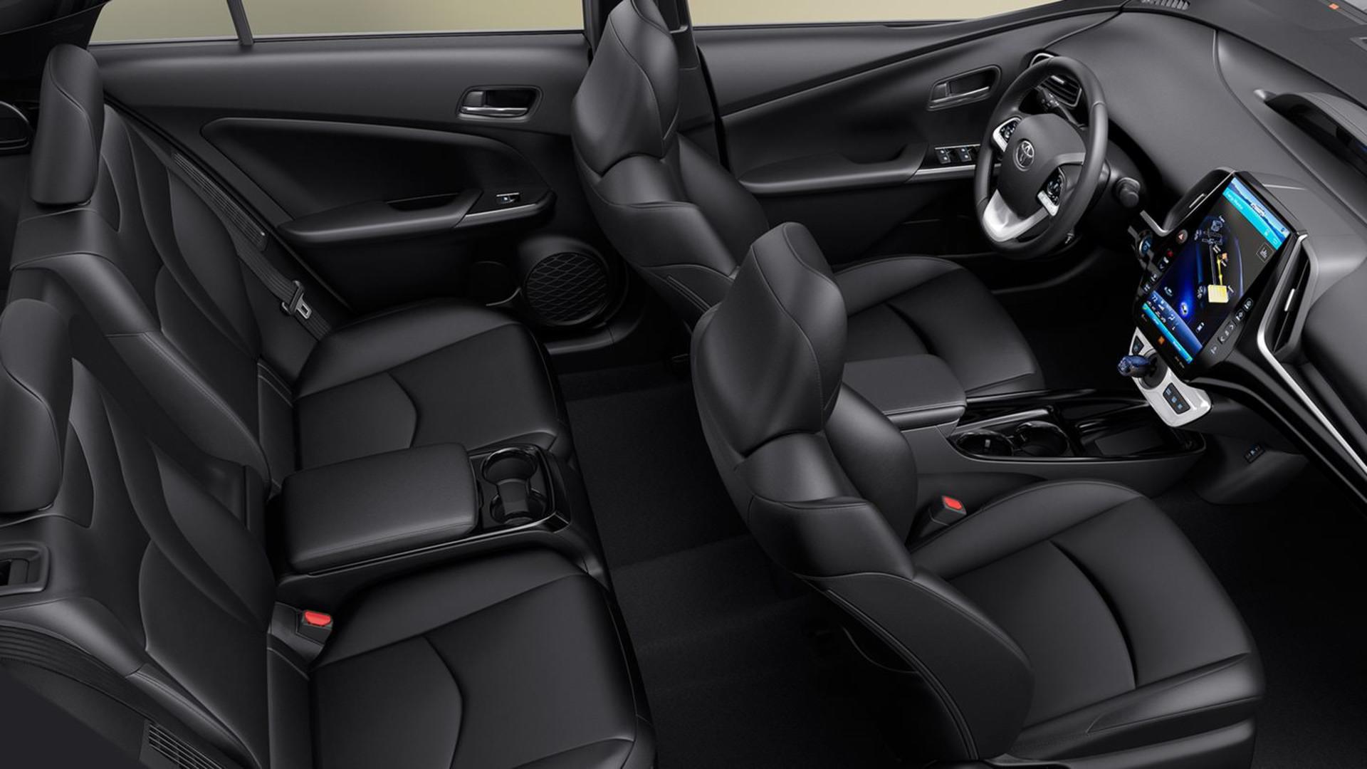 Toyota Prius Prime / تویوتا پریوس پرایم