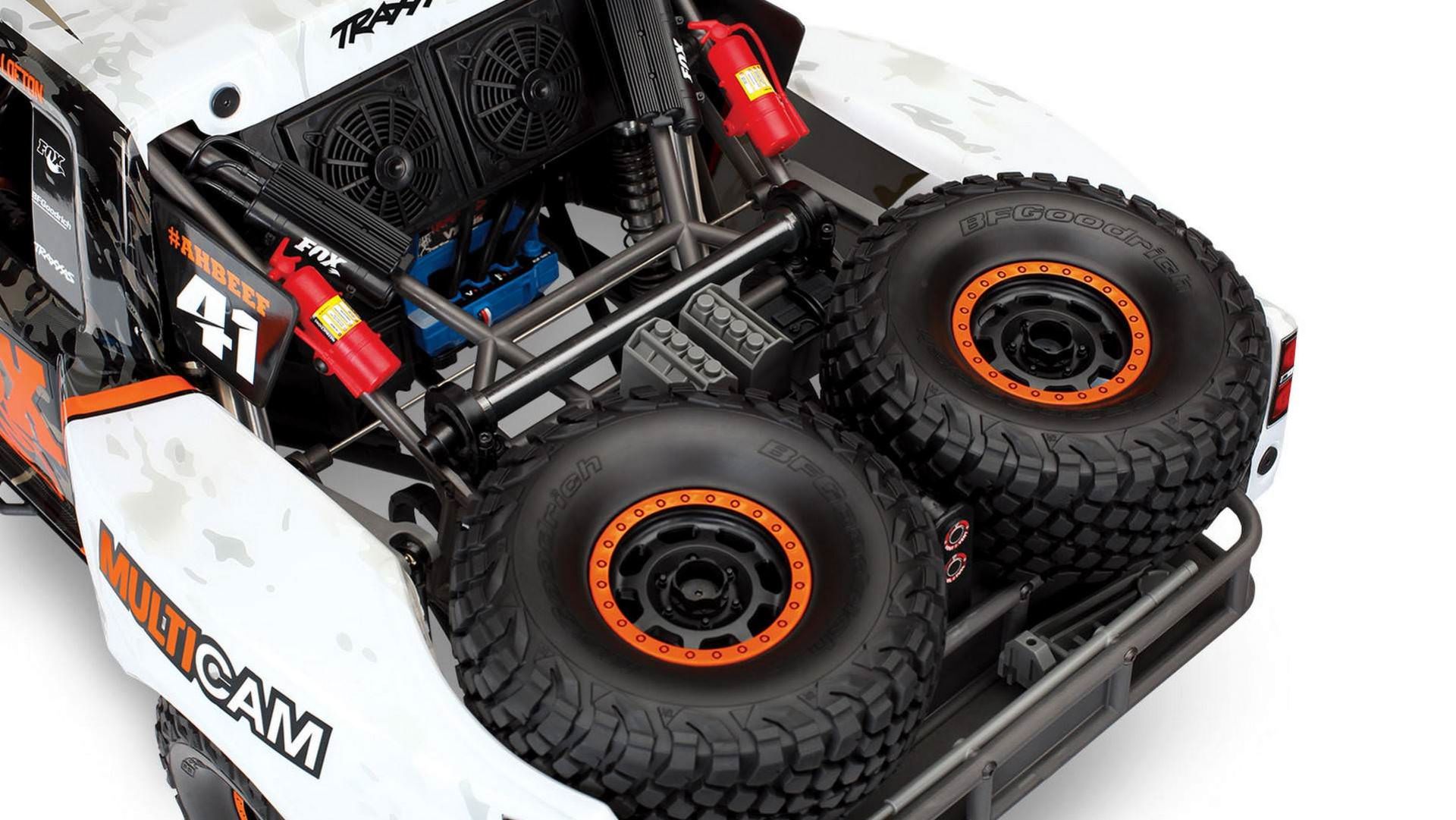 Unlimited Desert Racer Traxxas / خودروی مسابقه‌ای ترکسس