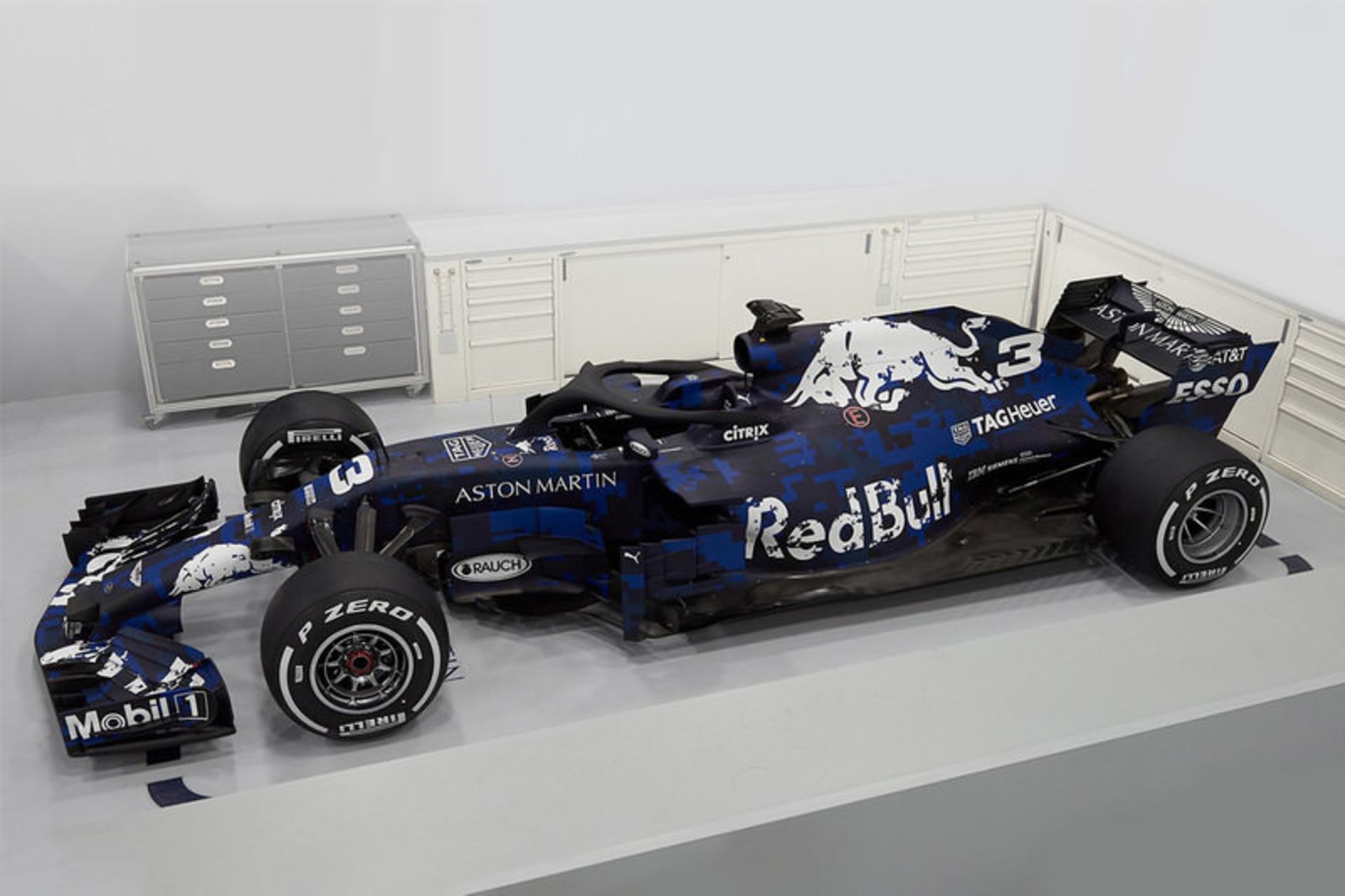 RedBull RB14 / ردبول