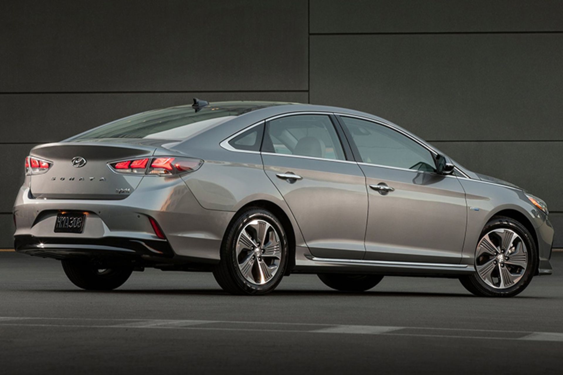 Hyundai Sonata Hybrid 