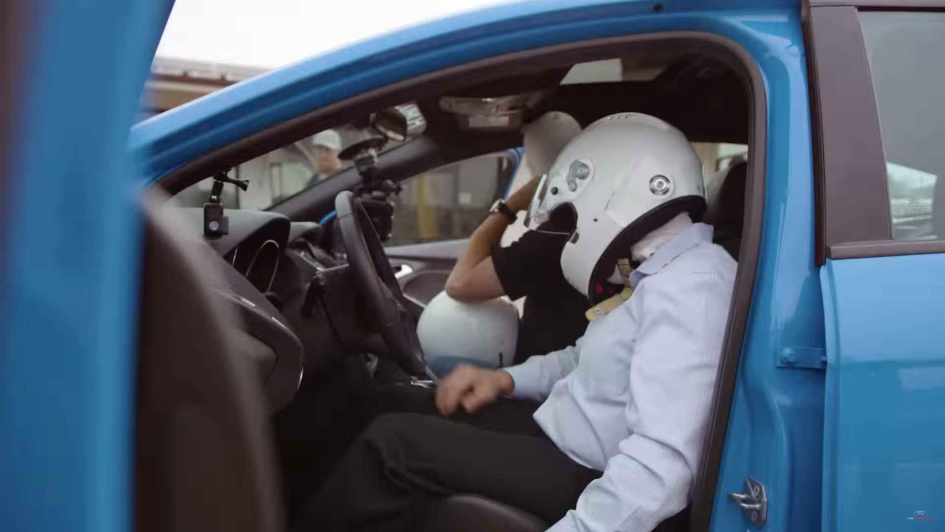ford focus RS / هاچ‌بک فورد فوکوس RS