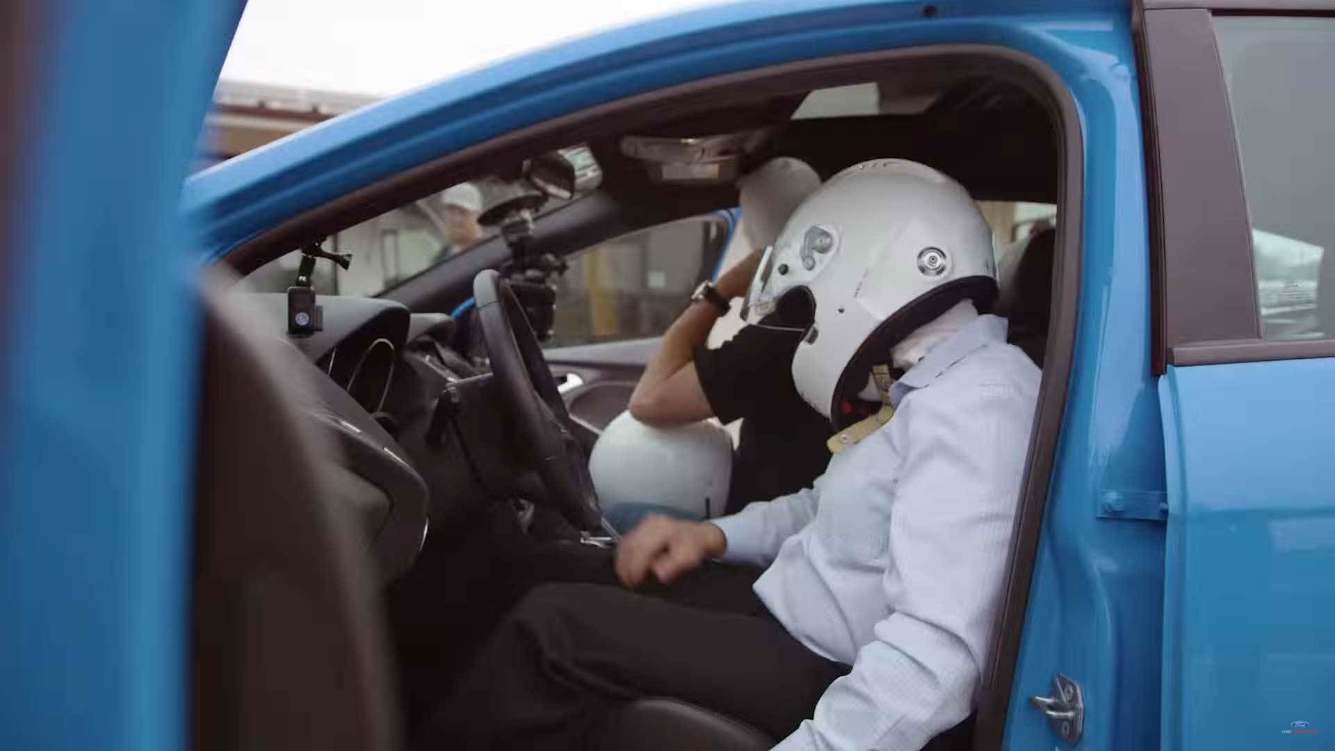 ford focus RS / هاچ‌بک فورد فوکوس RS