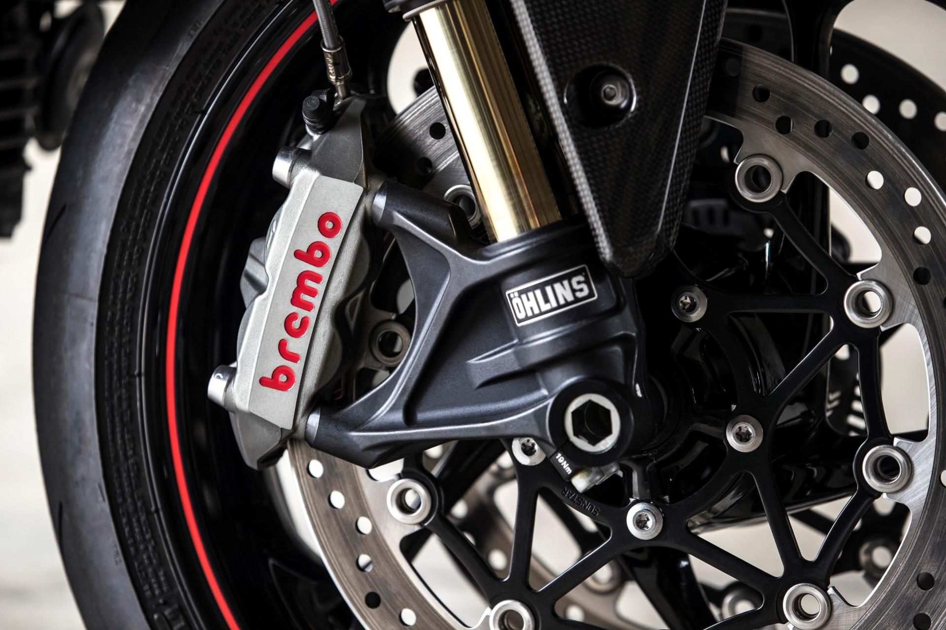 تریومف اسپید تریپل 2018 / Triumph Speed Triple S & RS