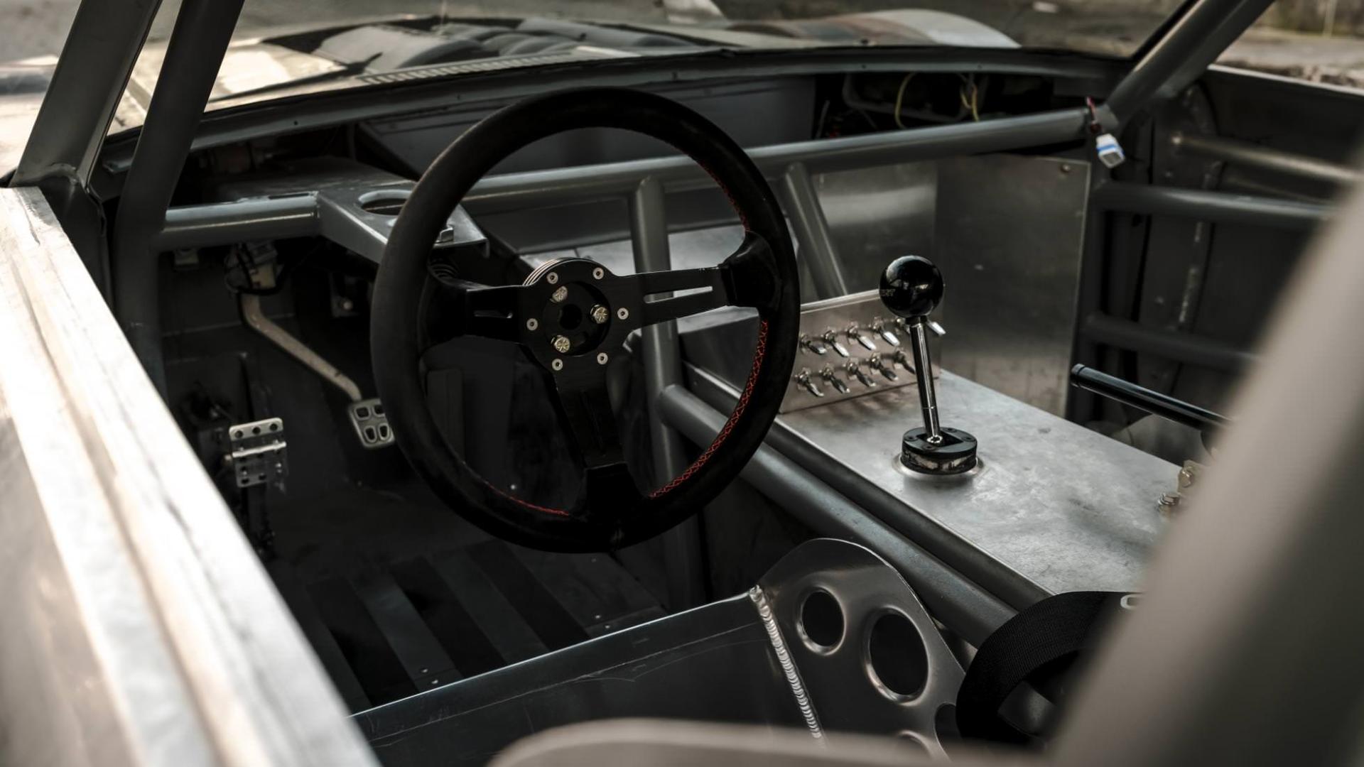 Ford Mustang / فورد موستانگ