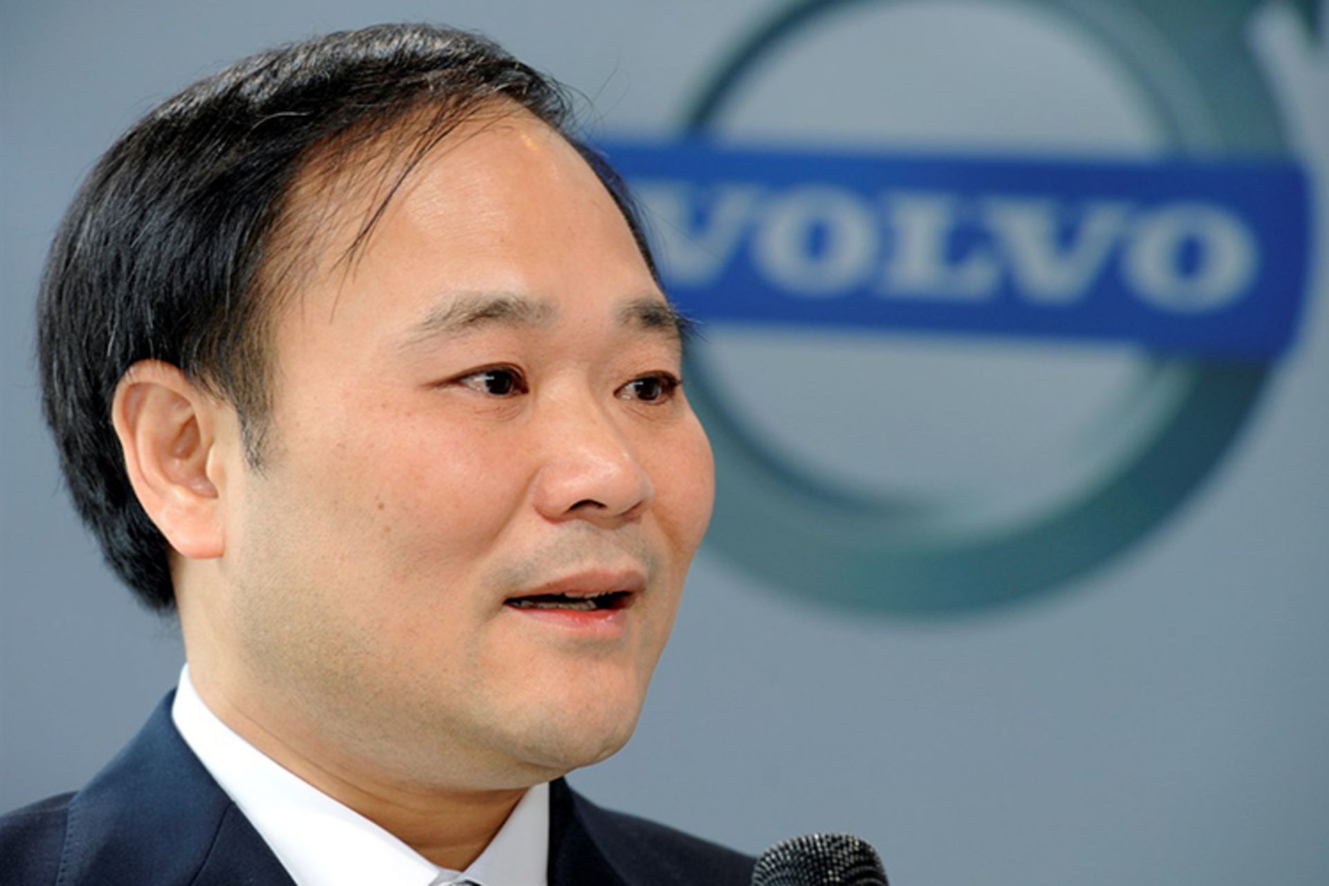 مرجع متخصصين ايران LEE Li Shufu geely