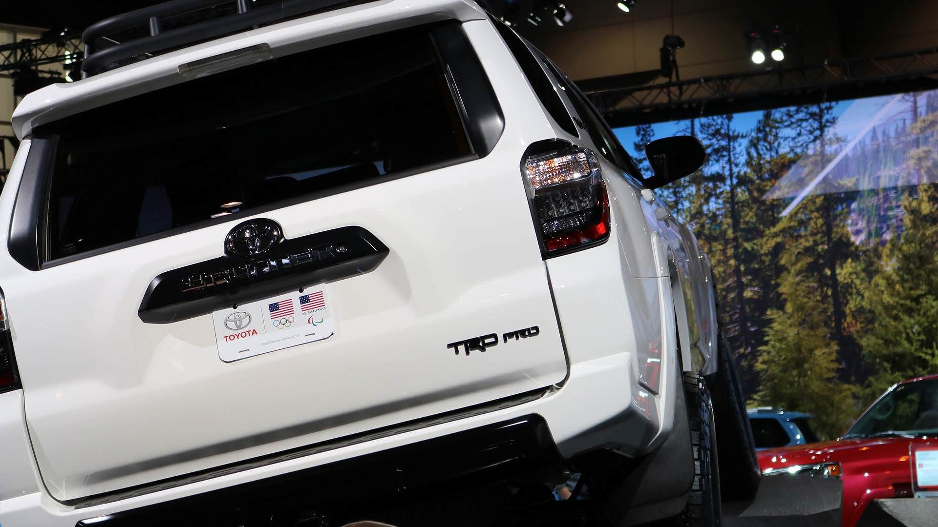 toyota 4runner 2019 / تویوتا 4رانر آف‌رود