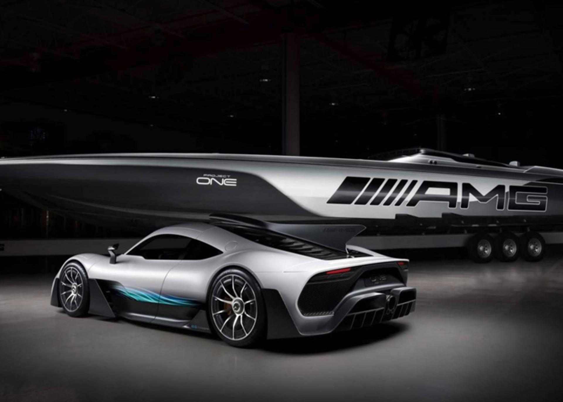قایق سیگرت ریسینگ 515 پروژه یک Cigarette Racing 515 Project One