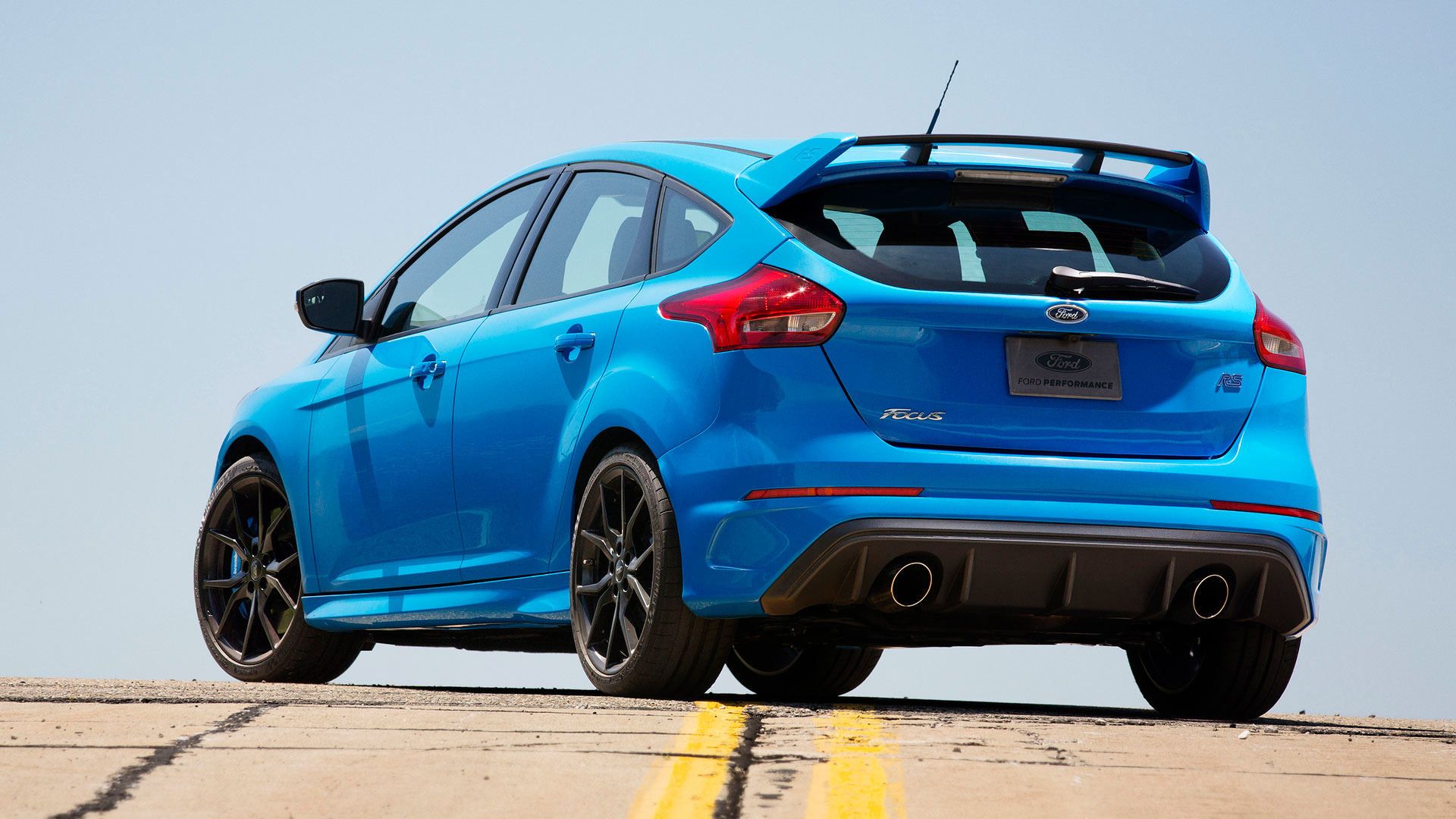 ford focus RS / هاچ‌بک فورد فوکوس RS