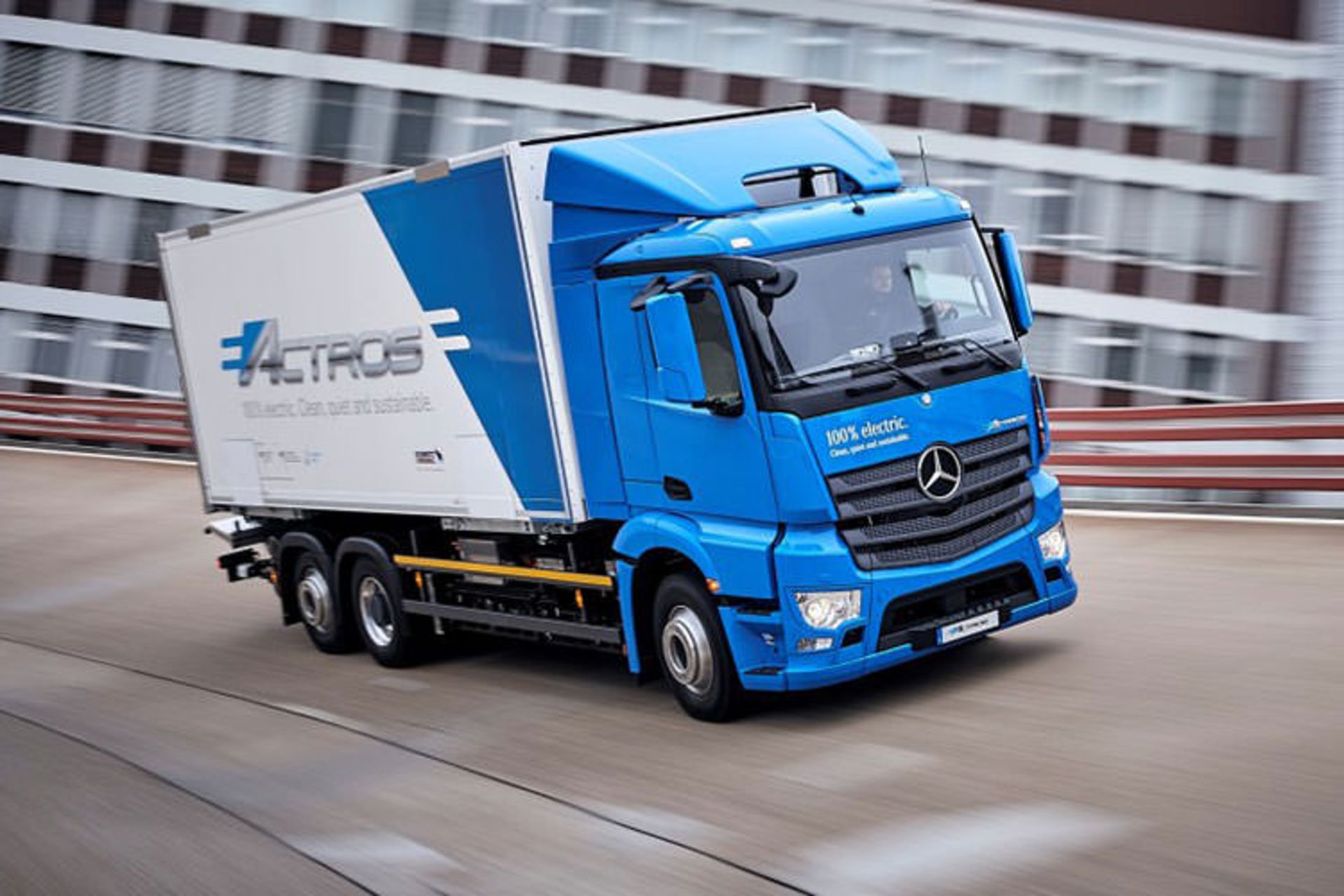 daimler mercedes benz eActros truck / کامیون الکتریکی برقی ای‌اکتراس مرسدس بنز دایملر