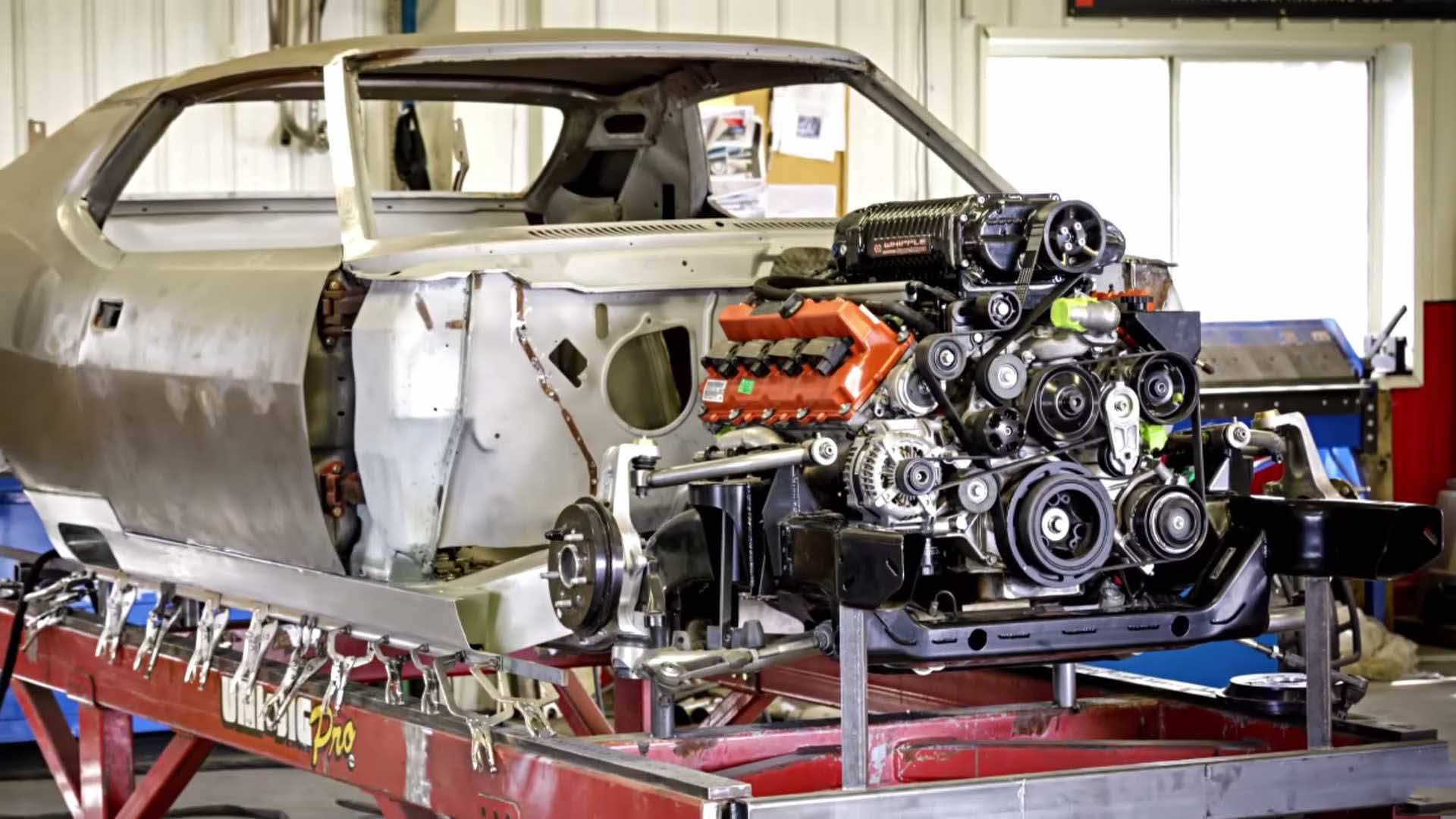 AMC JAVELIN muscle car / AMC جاولین خودروی عضلانی