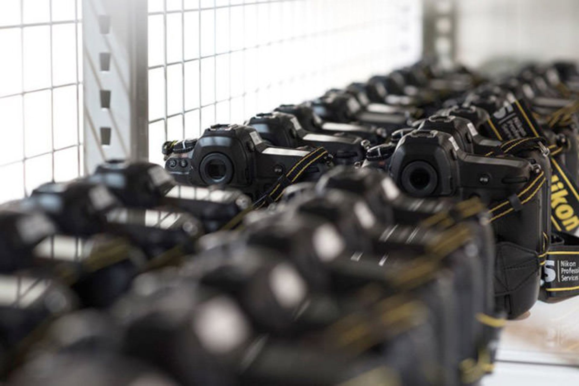 انبار تجهیزات نیکون و کانن در المپیک زمستانی ۲۰۱۸