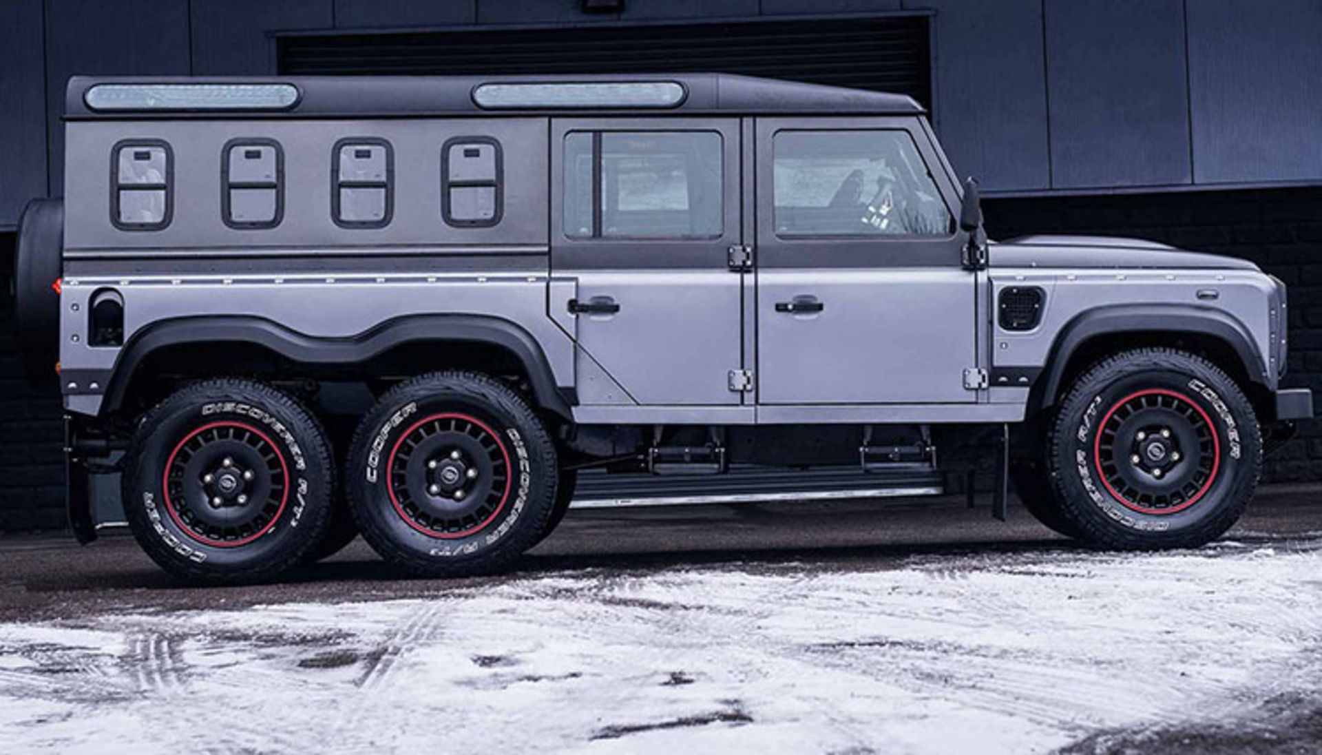 Land Rover Defender 6by6 / لندرور دیفندر 6 چرخ