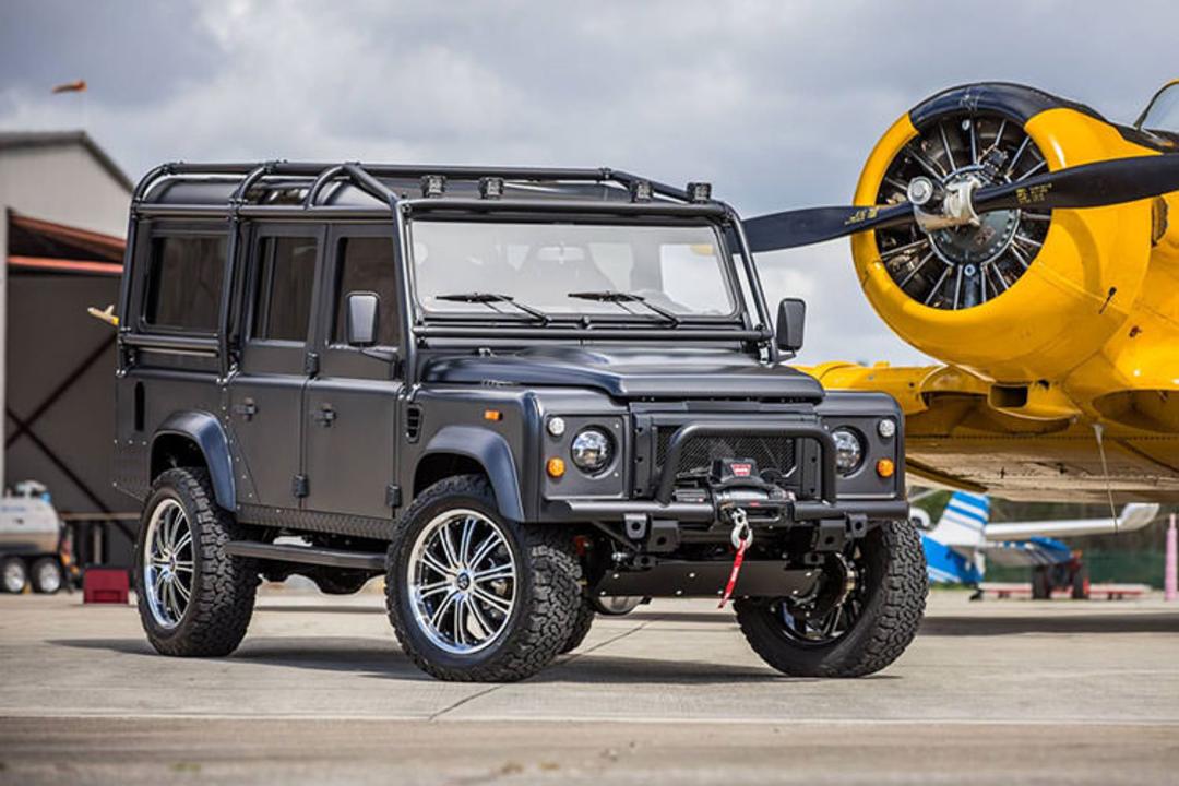 Land Rover D110 Defender / لندرور دیفندر