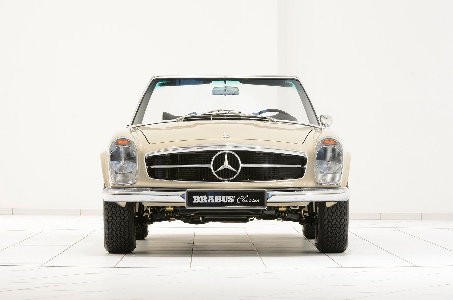 Mercedes Benz classic  280 SL