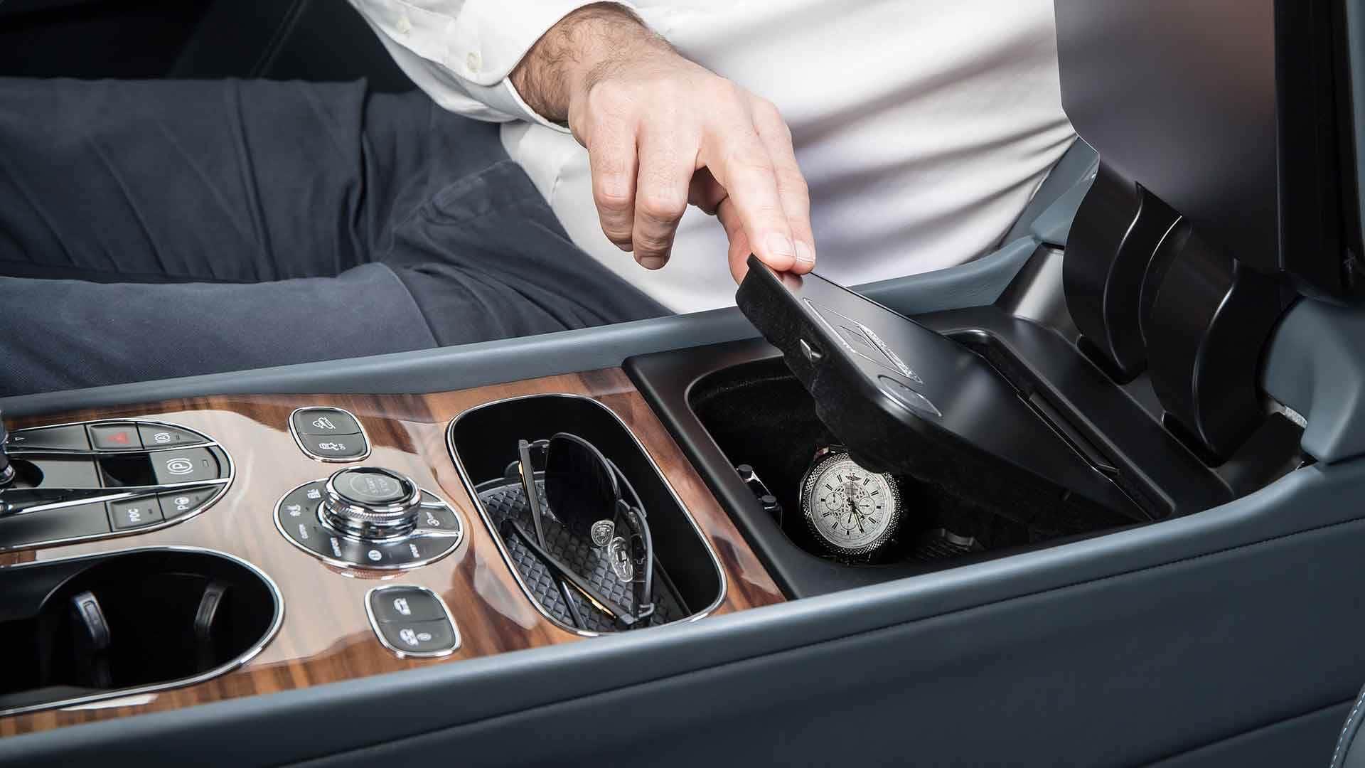 Bentley Bentayga / اسکنر اثر انگشت بنتلی بنتایگا