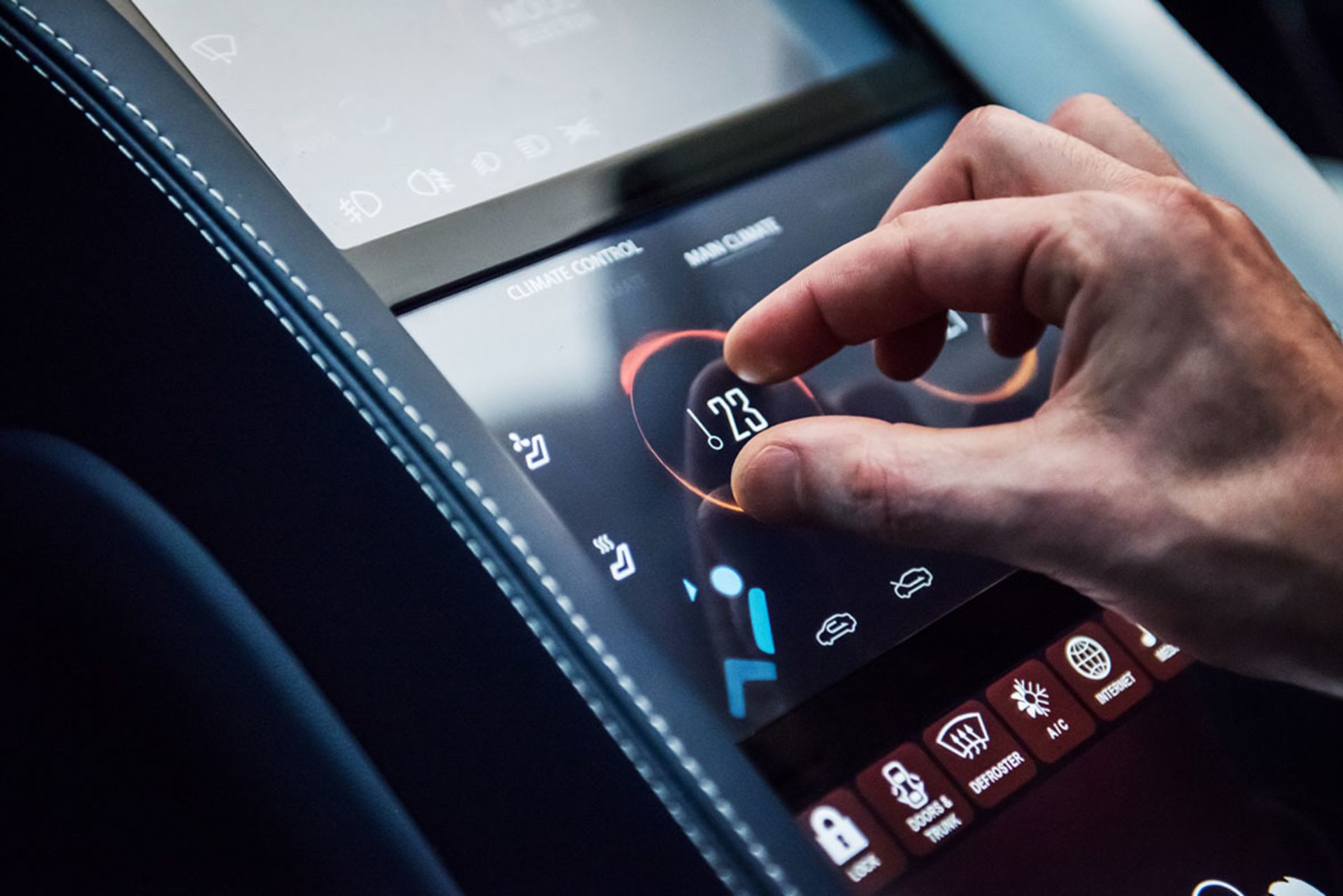 لیموزین تمام برقی LVCHI اوتو ونیر/ LVCHI Auto Venere 