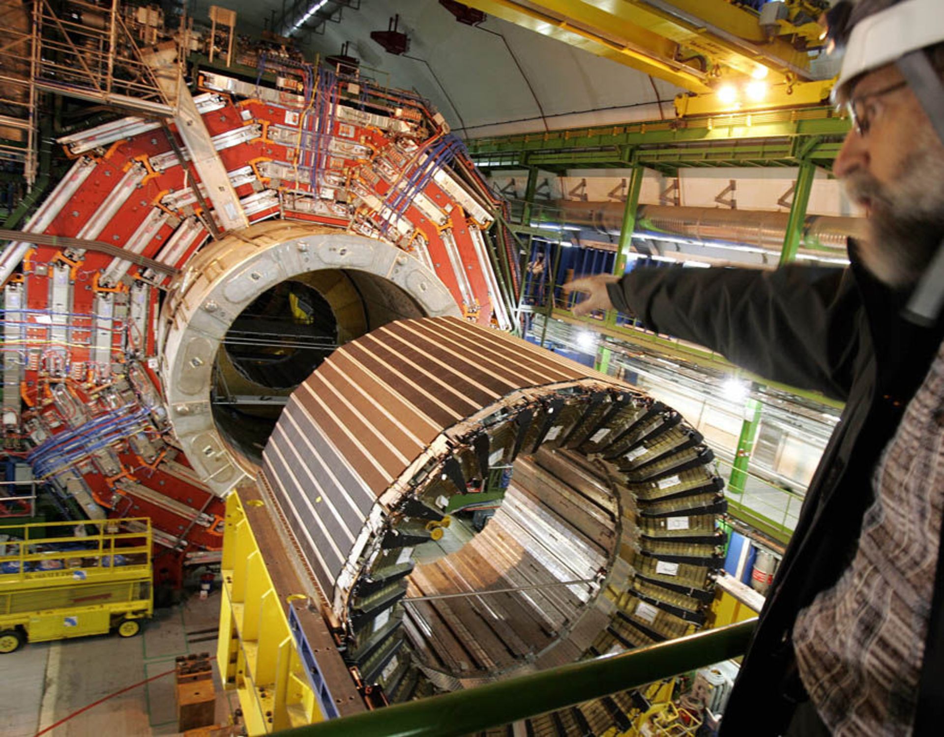 مرجع متخصصين ايران هسته مغناطيسي برخورددهنده هادروني بزرگ 