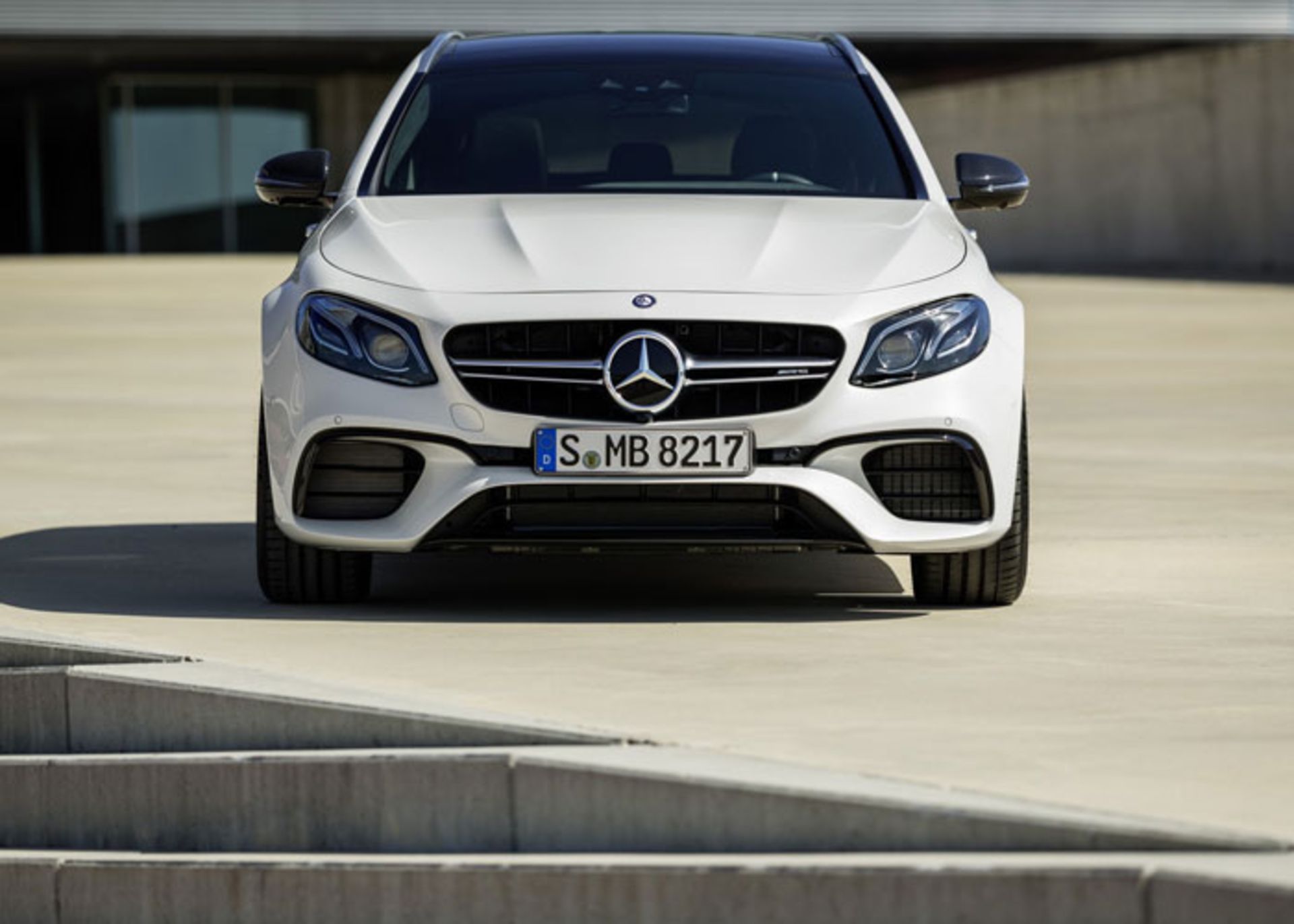 مرسدس بنز AMG E63 S estate