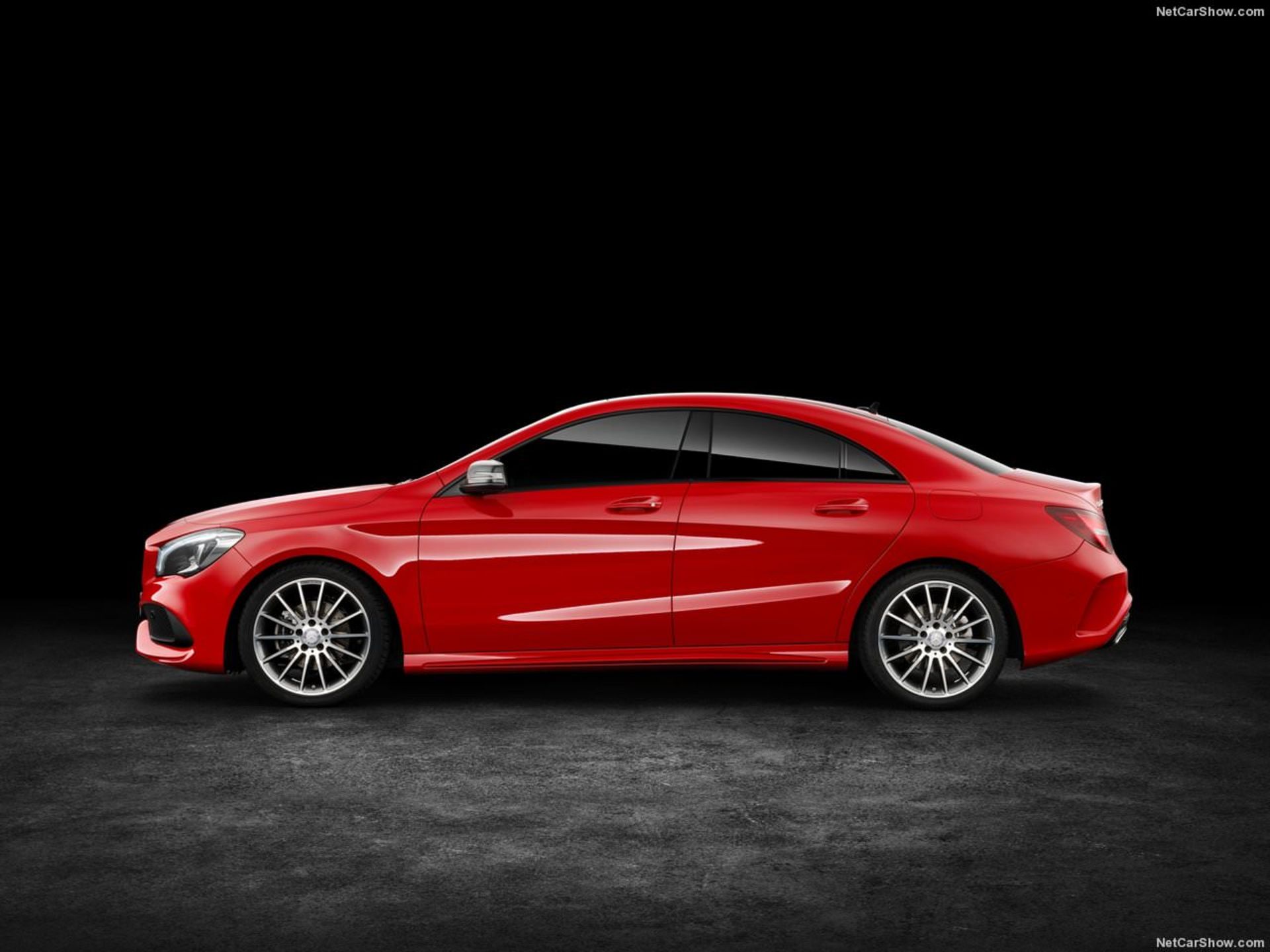 مرسدس بنز / Mercedes-Benz CLA