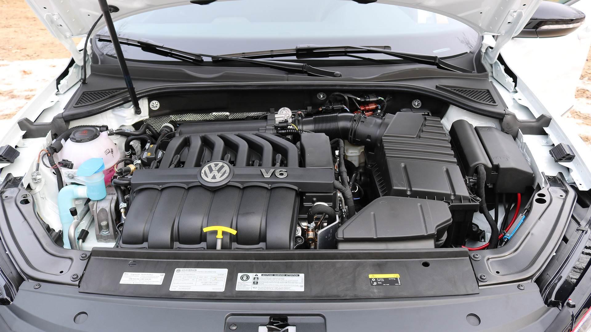2018 Volkswagen Passat GT / فولکس‌واگن پاسات GT مدل 2018