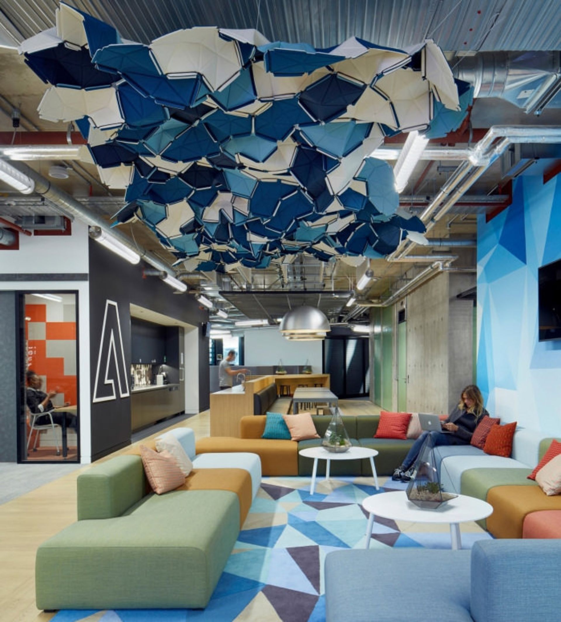 دفتر کار ادوبی