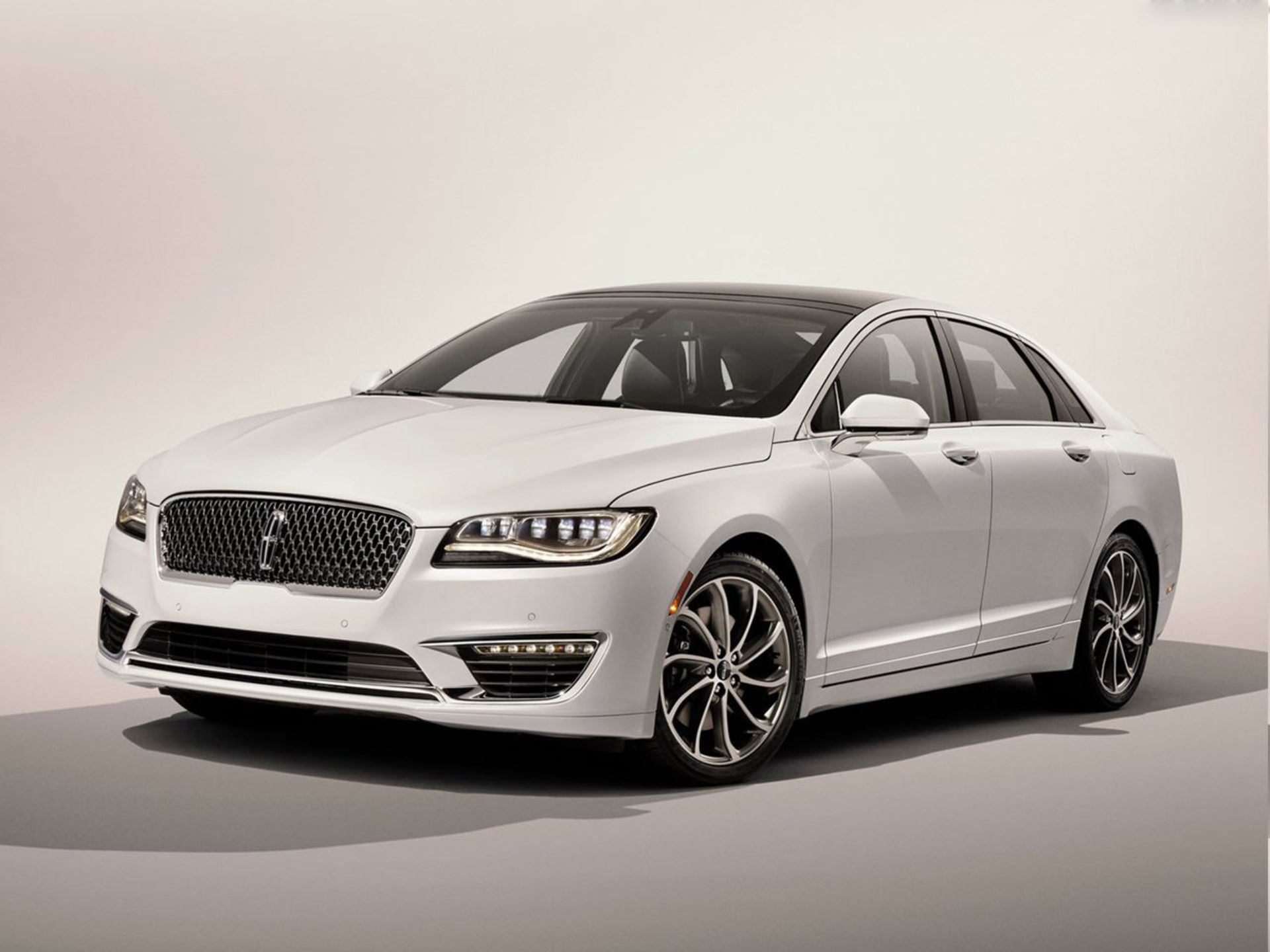 Lincoln MKZ / لینکلن