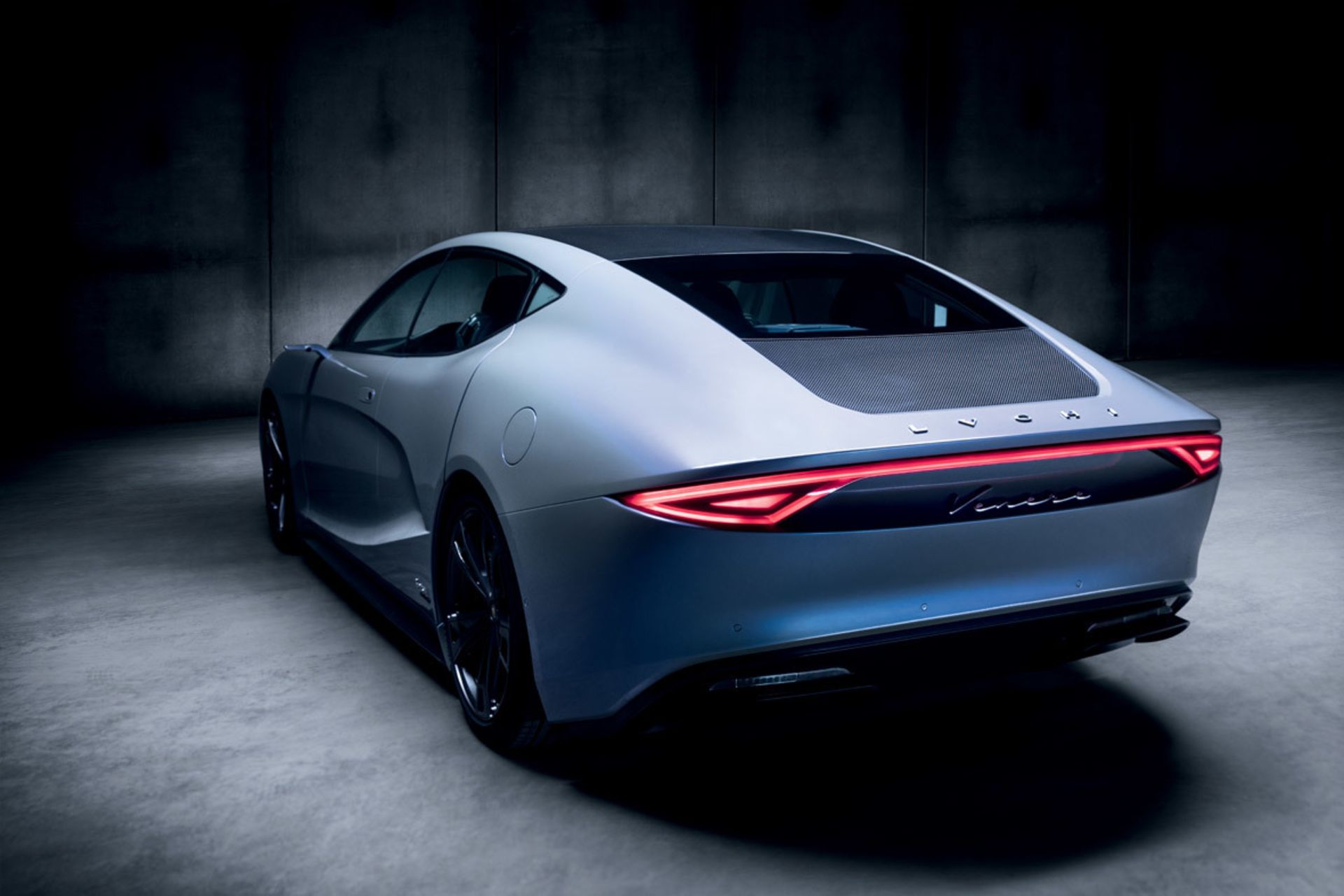 لیموزین تمام برقی LVCHI اوتو ونیر/ LVCHI Auto Venere 