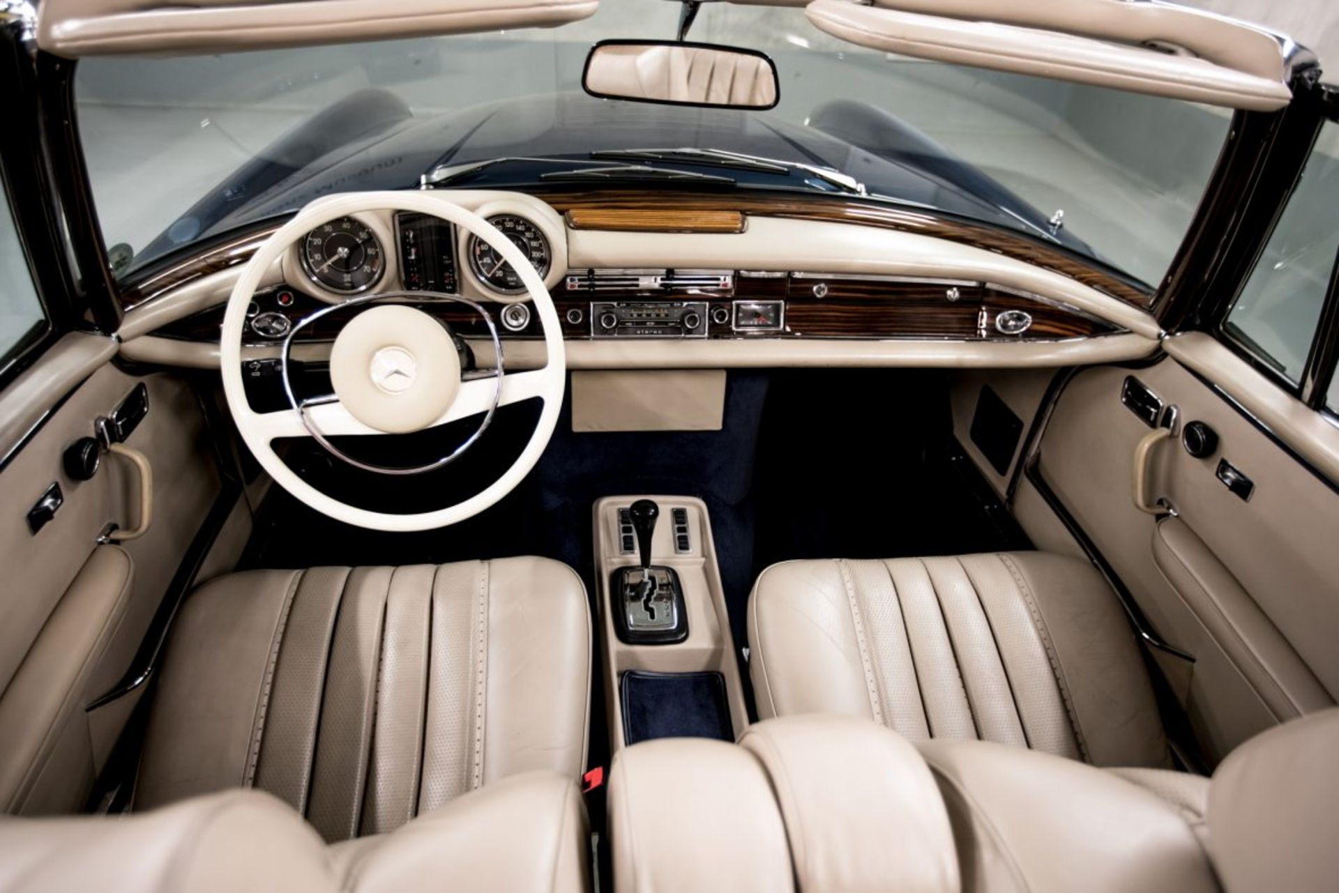 مرسدس بنز 280 SE کابریولت 3.5/Mercedes Benz 280 SE 3.5 Cabriolet (W111)