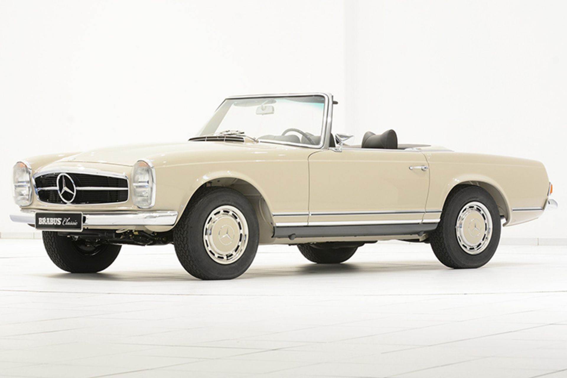Mercedes Benz classic  280 SL